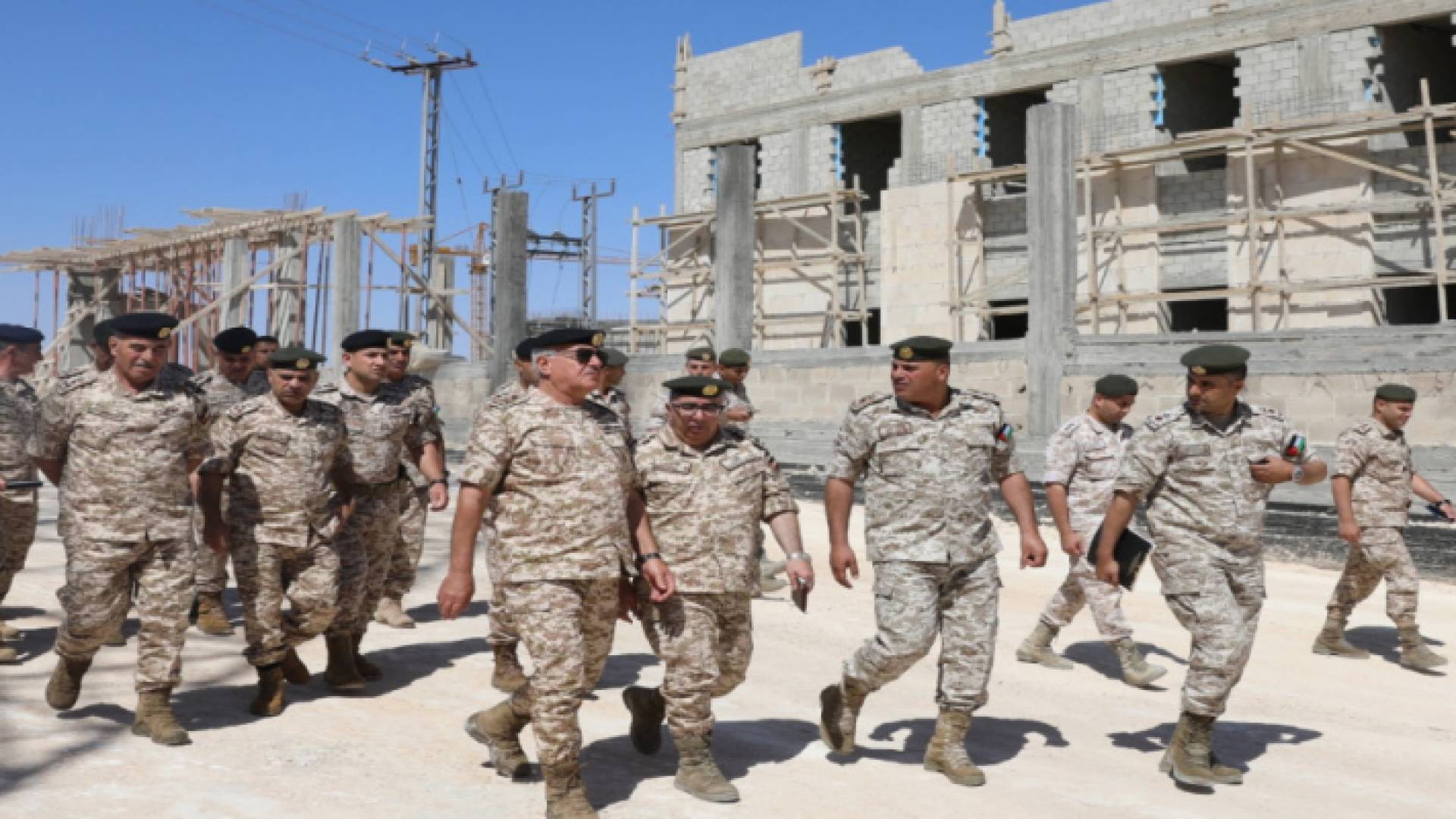 خلال الزيارة