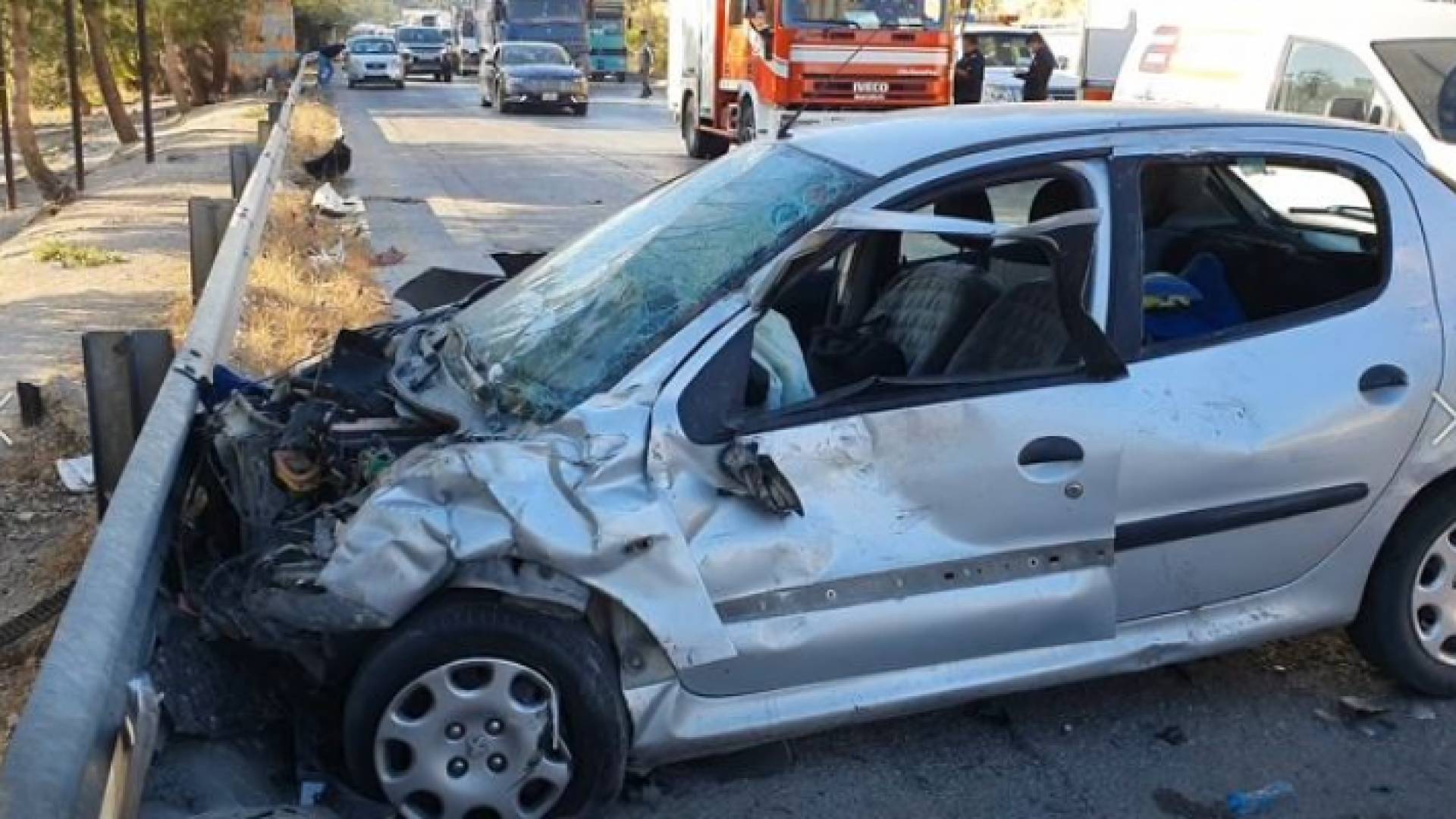 حادث تصادم بين 3 مركبات على طريق عمان إربد