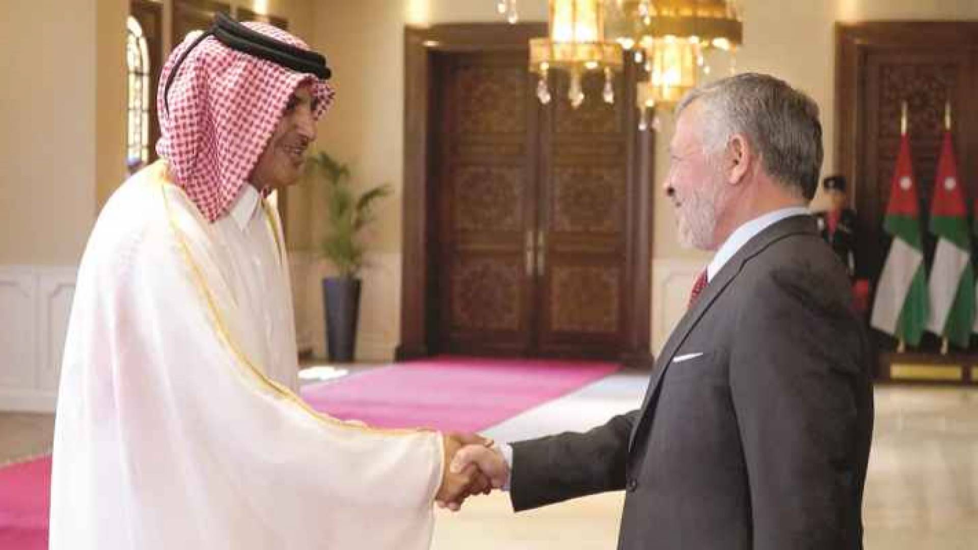 آل ثاني: نؤكد عمق العلاقات التاريخية مع هذا البلد الشقيق العزيز على قلوبنا