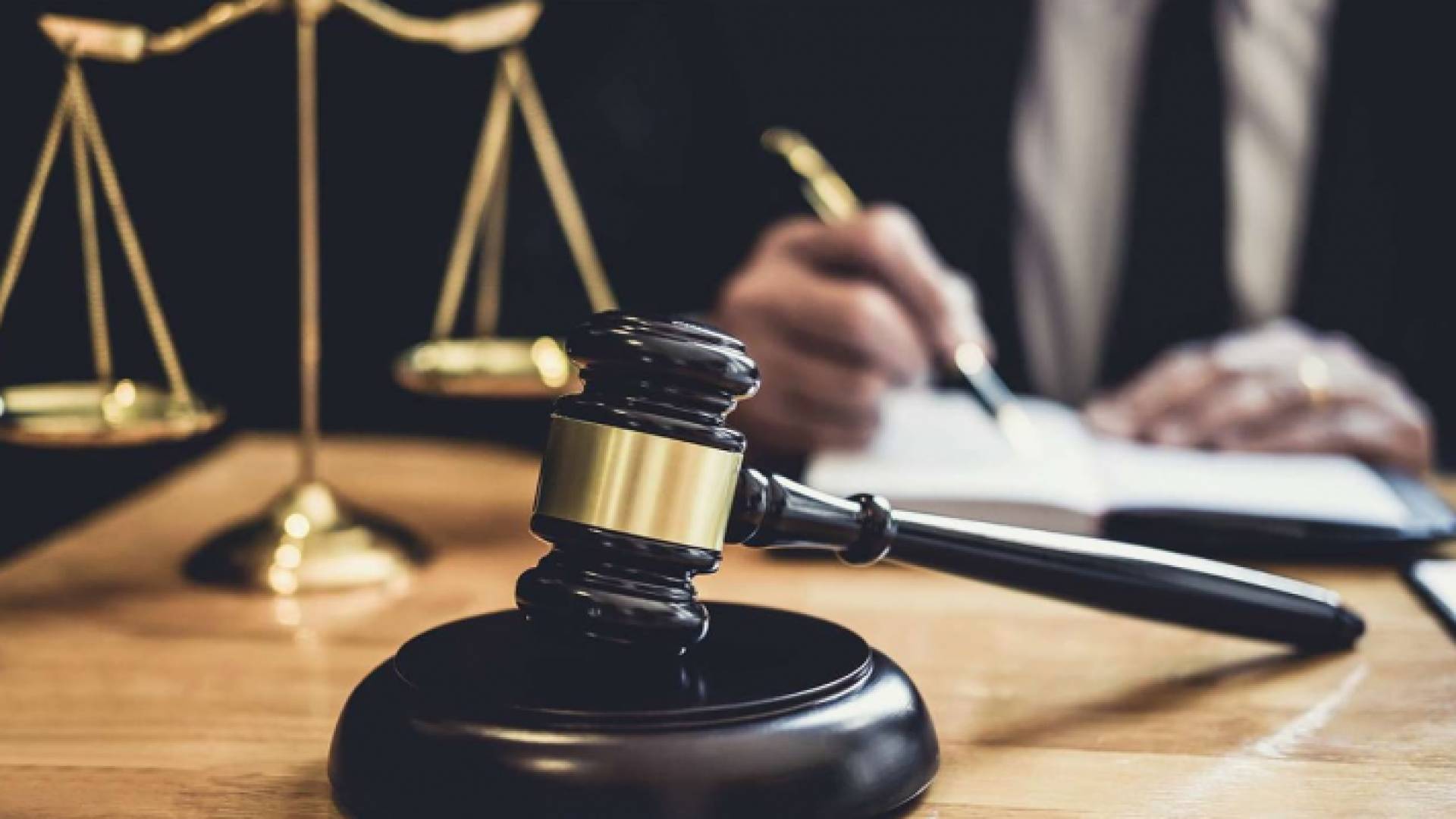 محكمة - تعبيرية