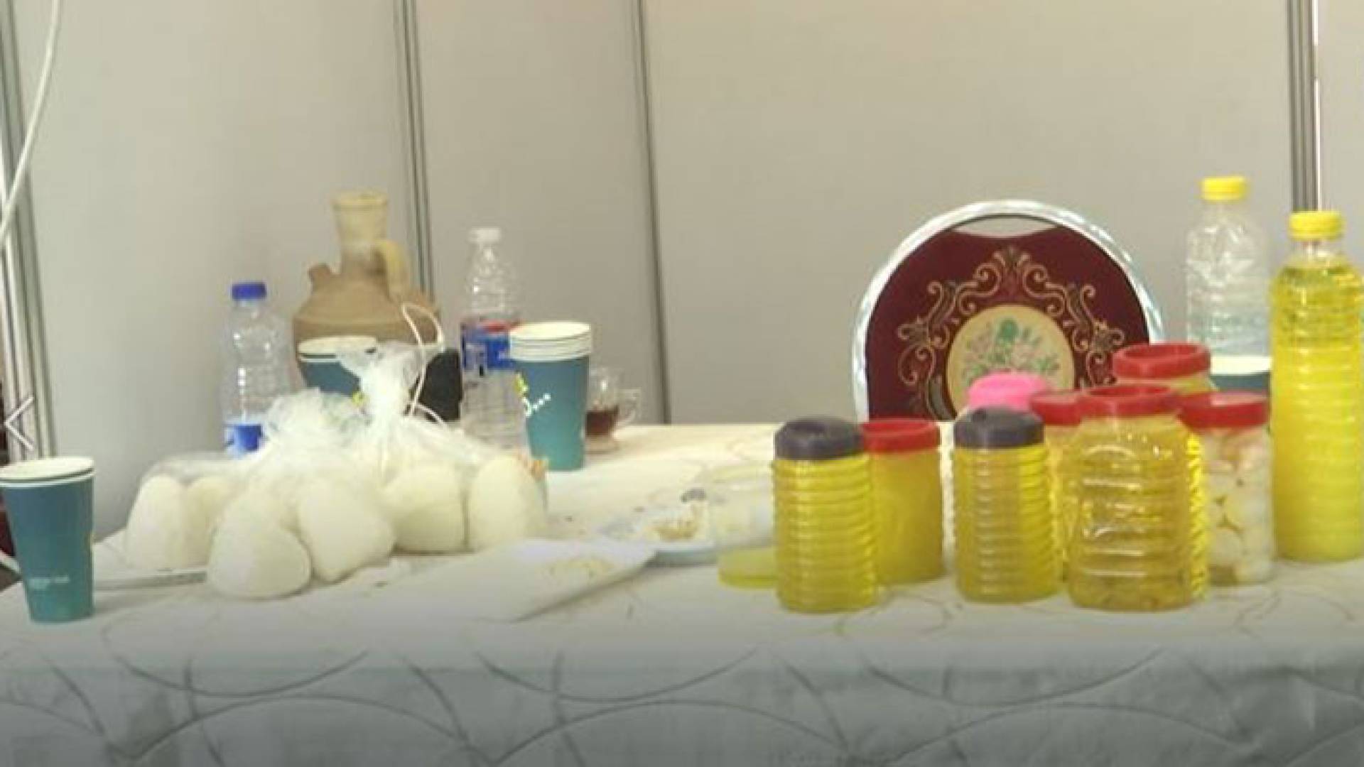 جانب من منتجات المهرجان