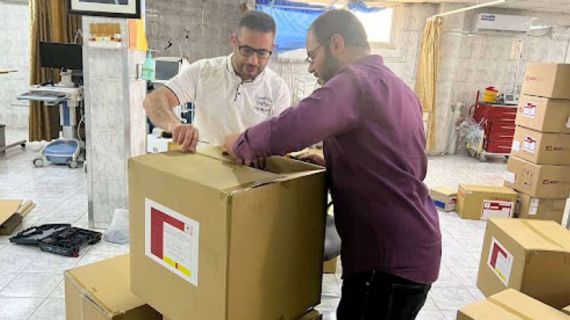 خلال تسليم المنحة اليابانية