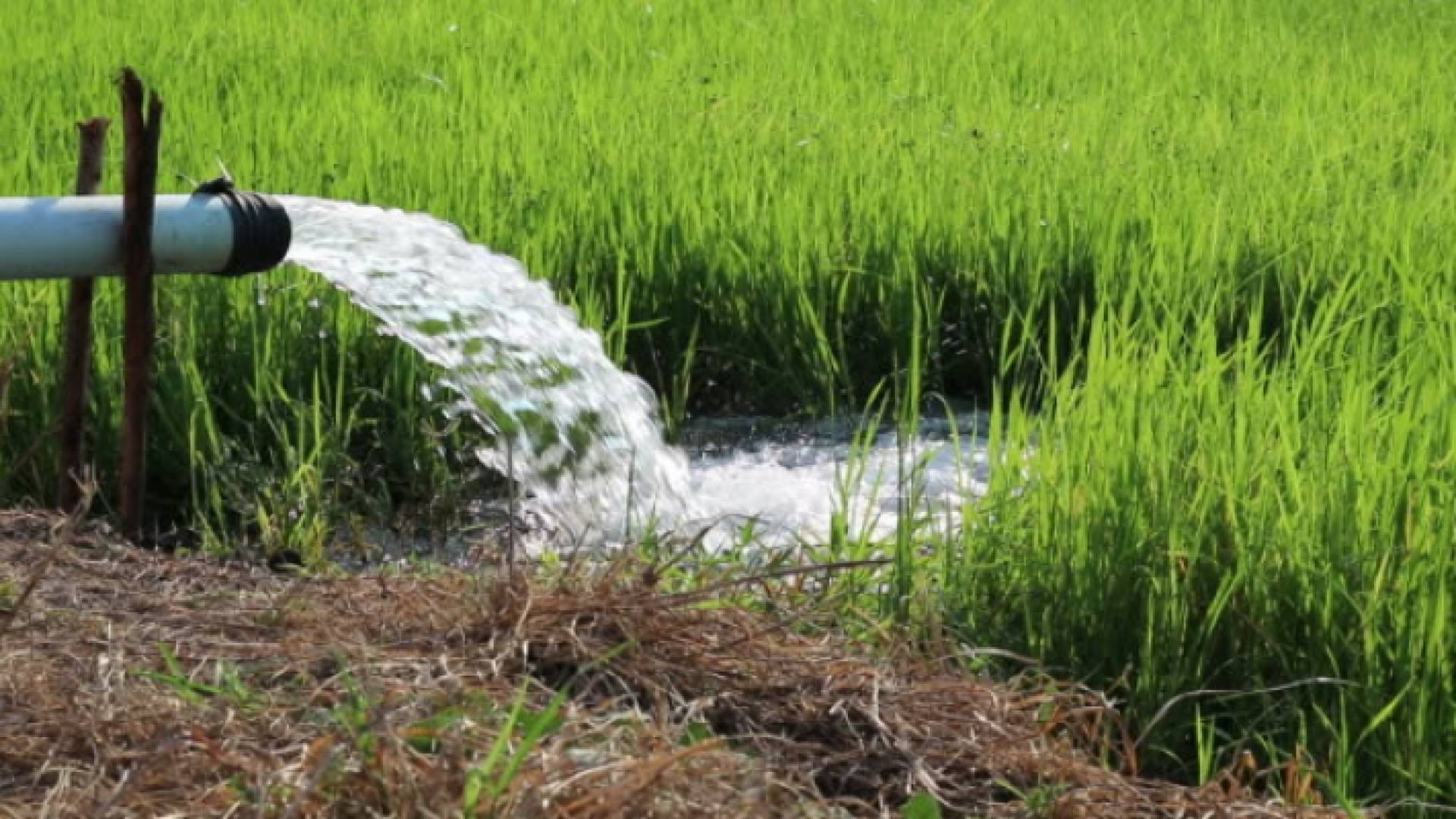 ضخ مياه - ارشيفية