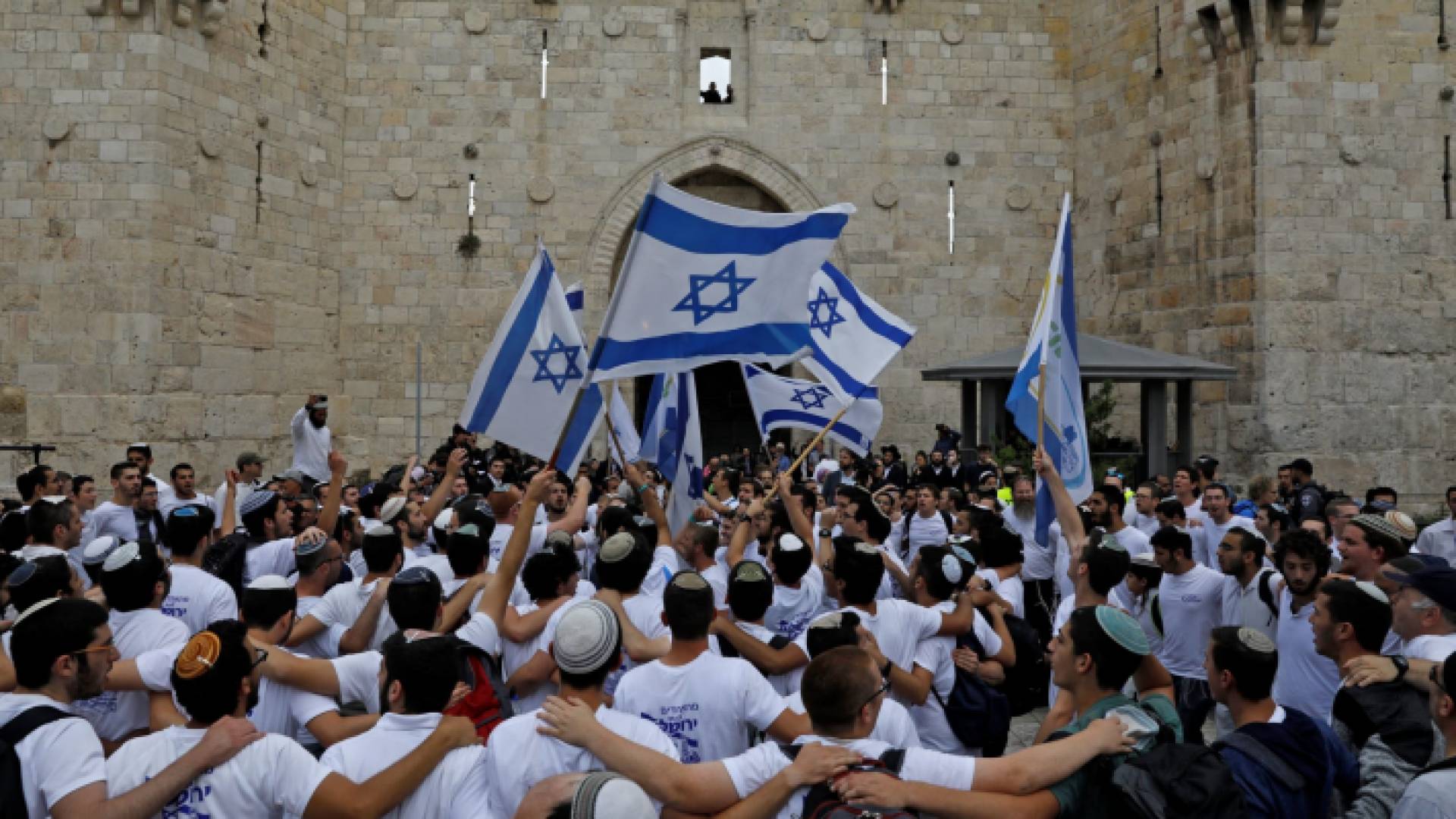 مسيرة أعلام صهيونية قرب المسجد الأقصى