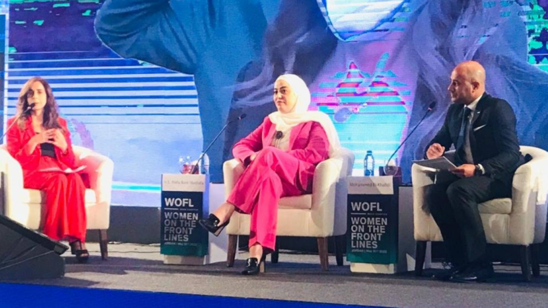 جانب من فعاليات مؤتمر "نساء على خطوط المواجهة"