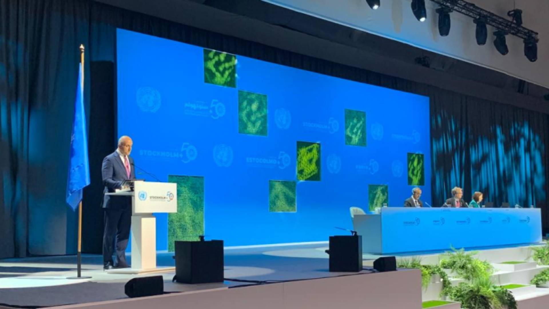 وزير البيئة معاوية الردايدة يشارك في أعمال مؤتمر ستوكهولم 50+