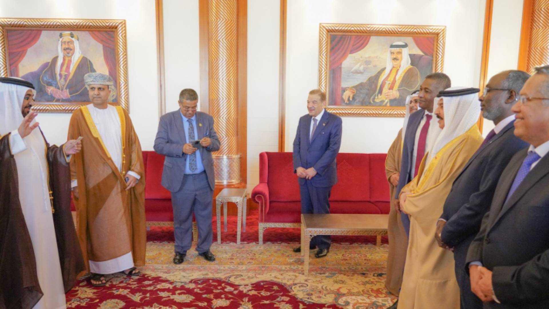 خلال اللقاء