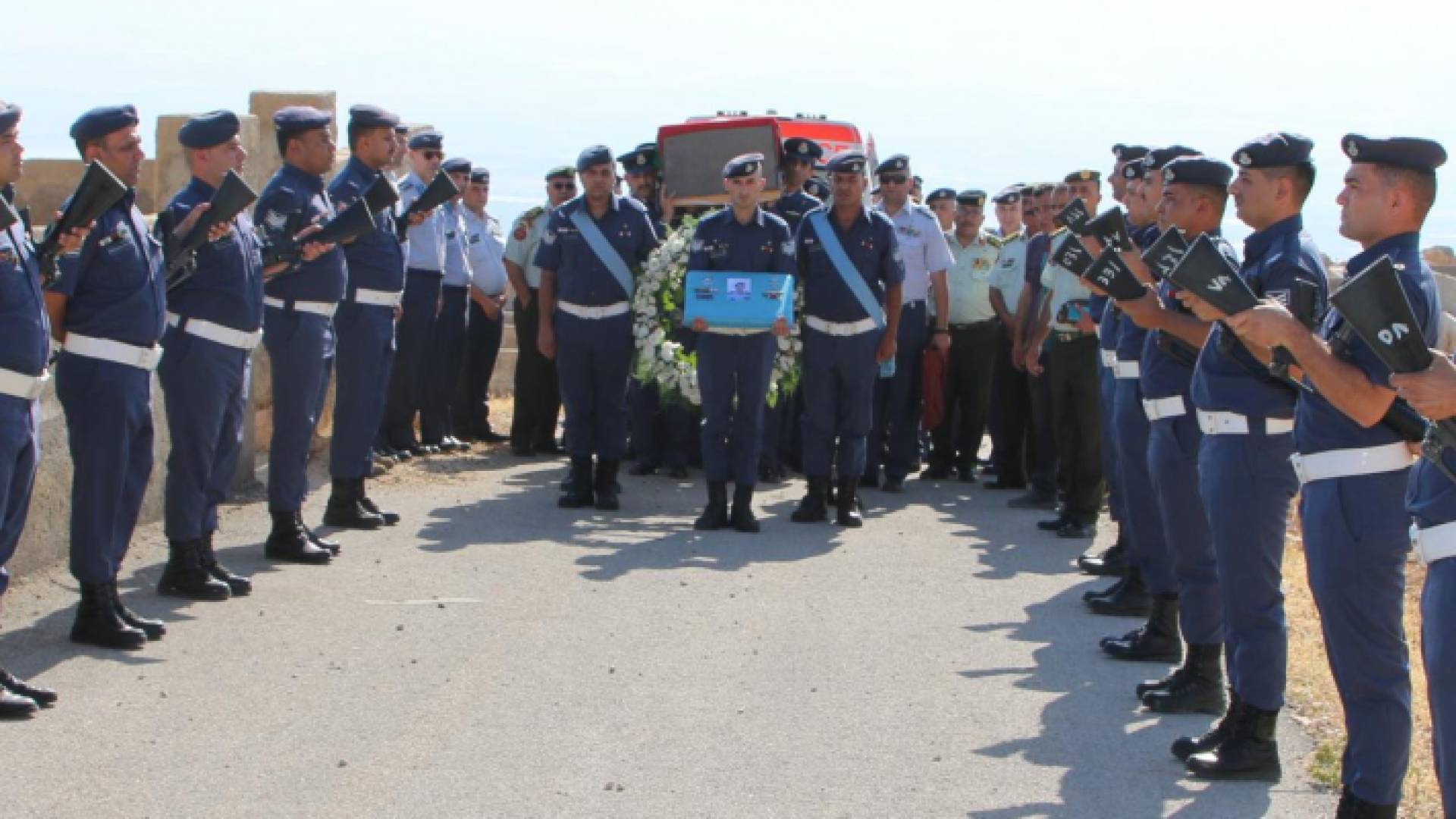 جنازة الشهيد الرائد الطيار بهاء أبو غنمي