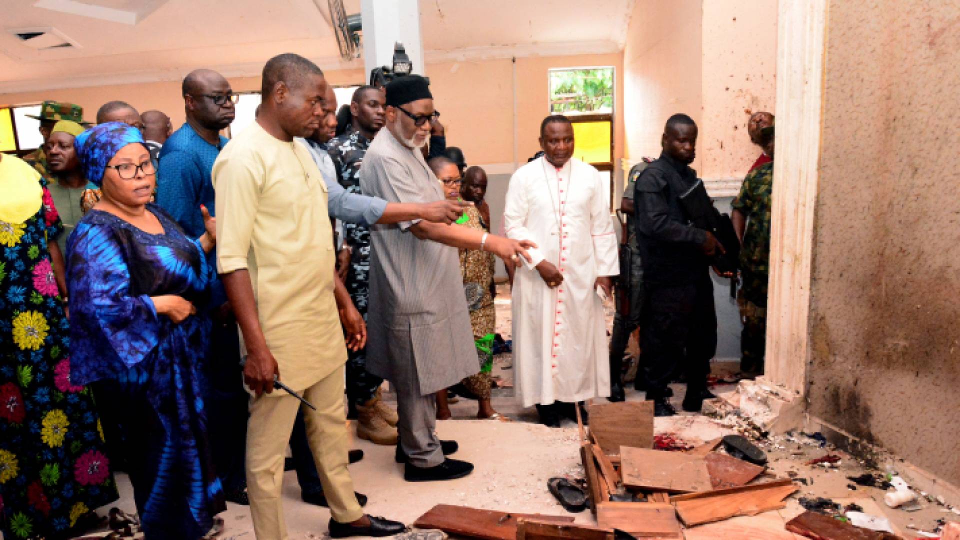 خلال تفقد السلطات النيجيرية الكنيسة