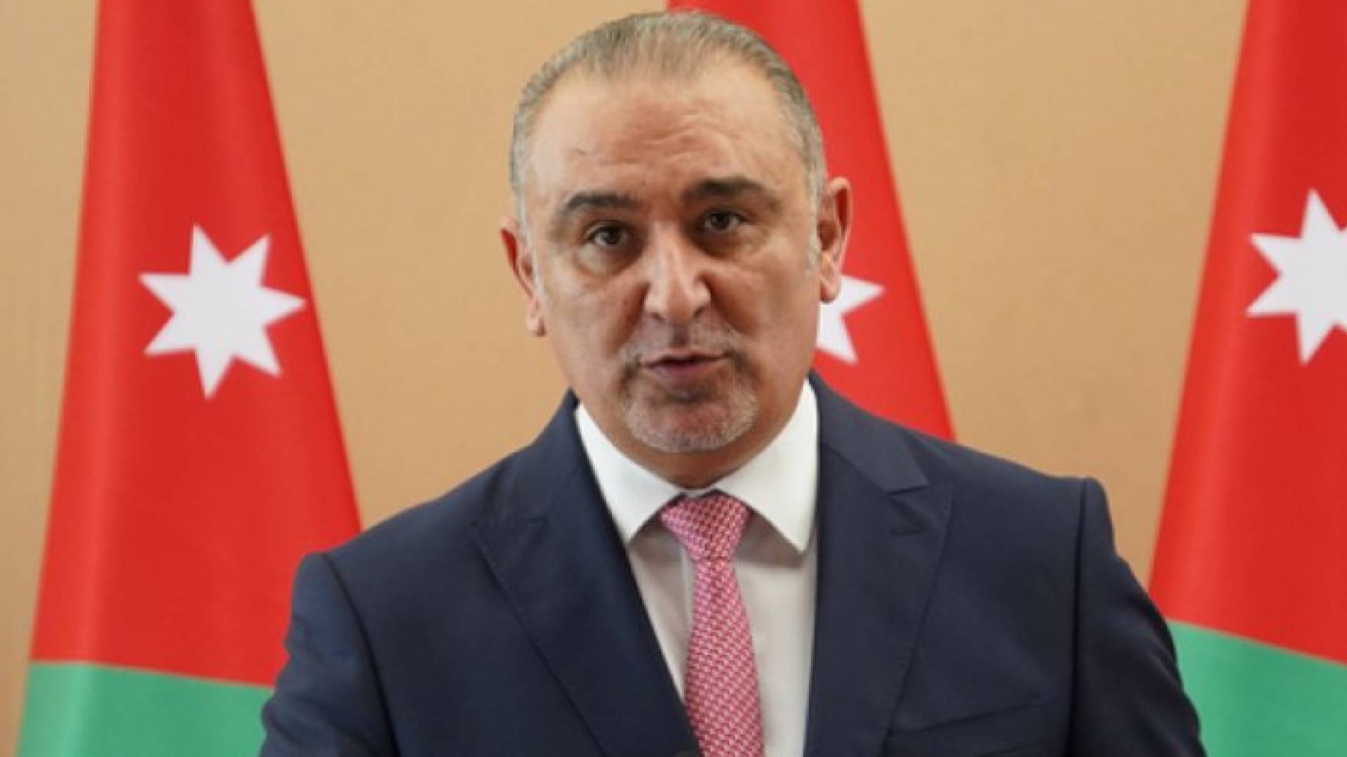 وزير التخطيط والتعاون الدولي ناصر الشريدة