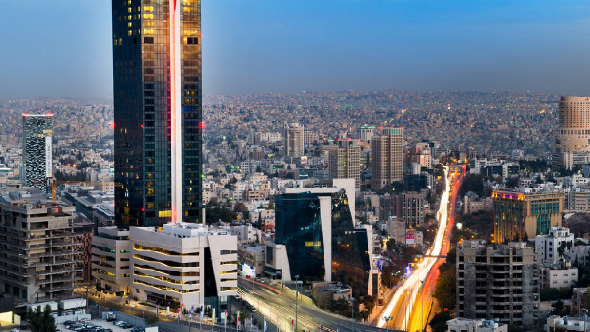 صورة لمبانٍ في العاصمة عمّان