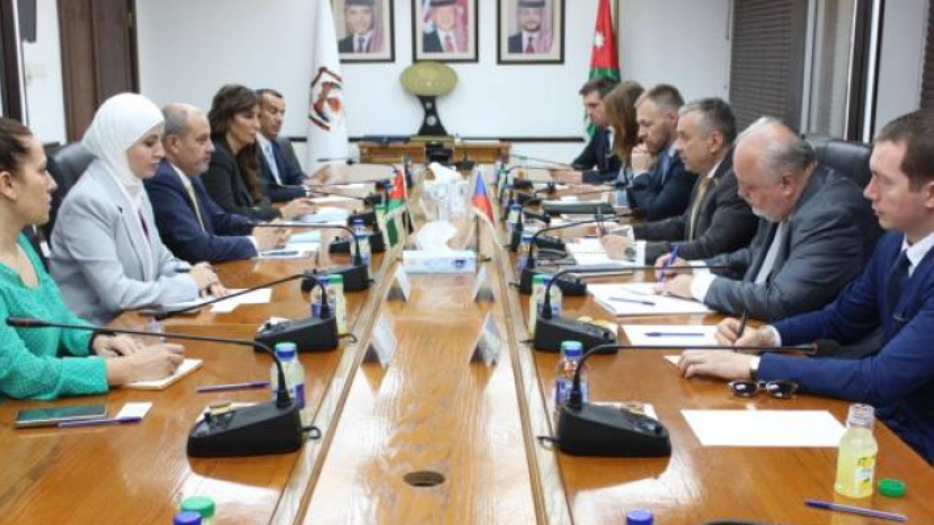 جانب من لقاء وزيري الصناعة والتجارة مع نظيره التشيكي