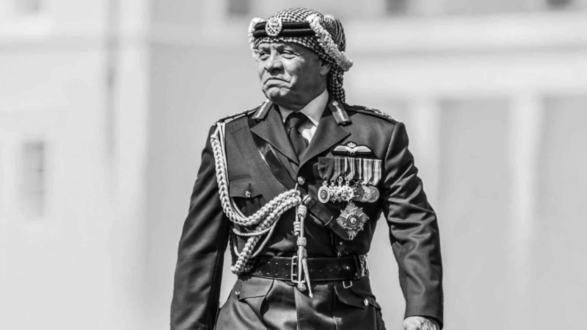 صورة نشرها الأمير الحسين لجلالة الملك عبدالله الثاني