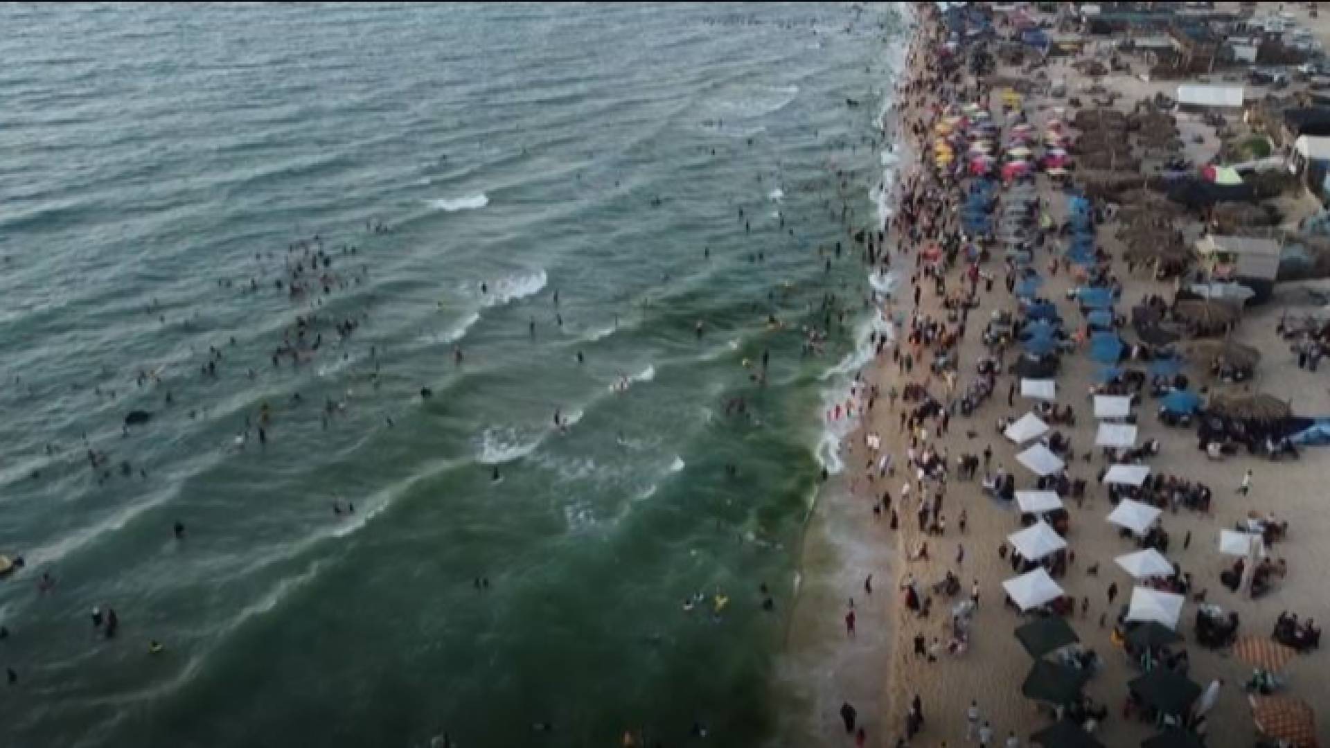 شاطىء بحر غزة