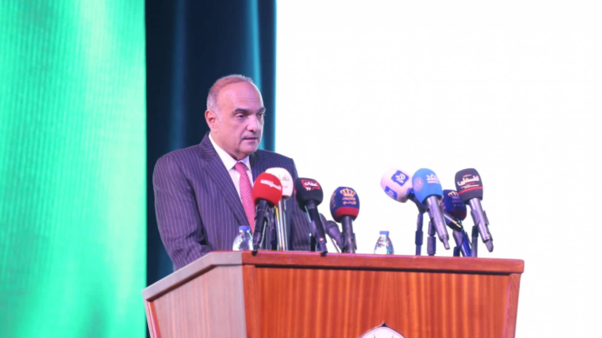 رئيس الوزراء بشر الخصاونة