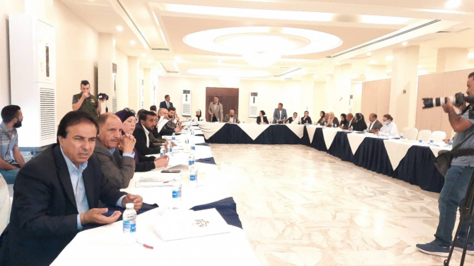 من اجتماع مجلس محافظة العاصمة