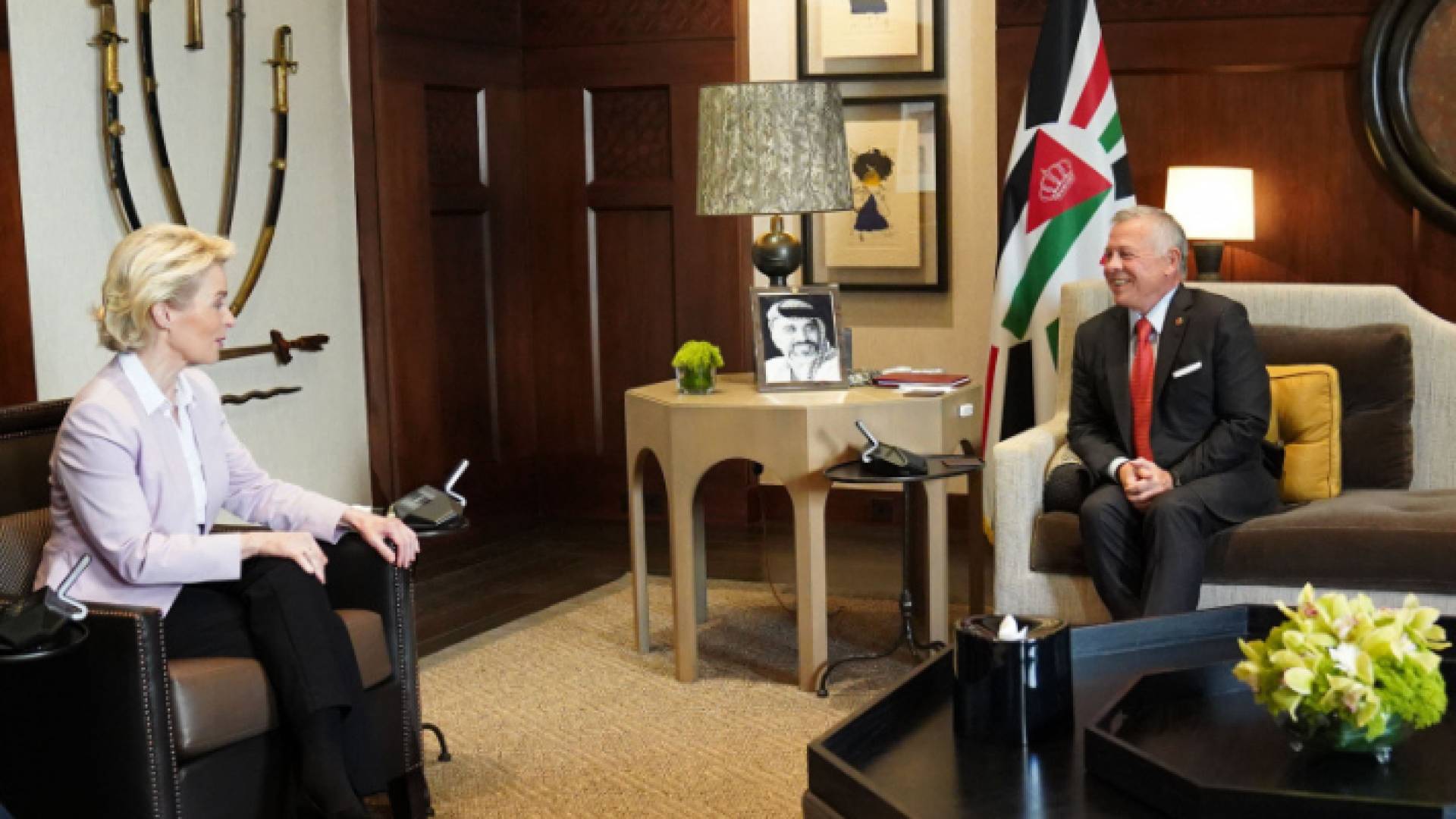 جلالة الملك عبد الله الثاني يلتقي رئيسة المفوضية الأوروبية أورسولا فون دير لاين