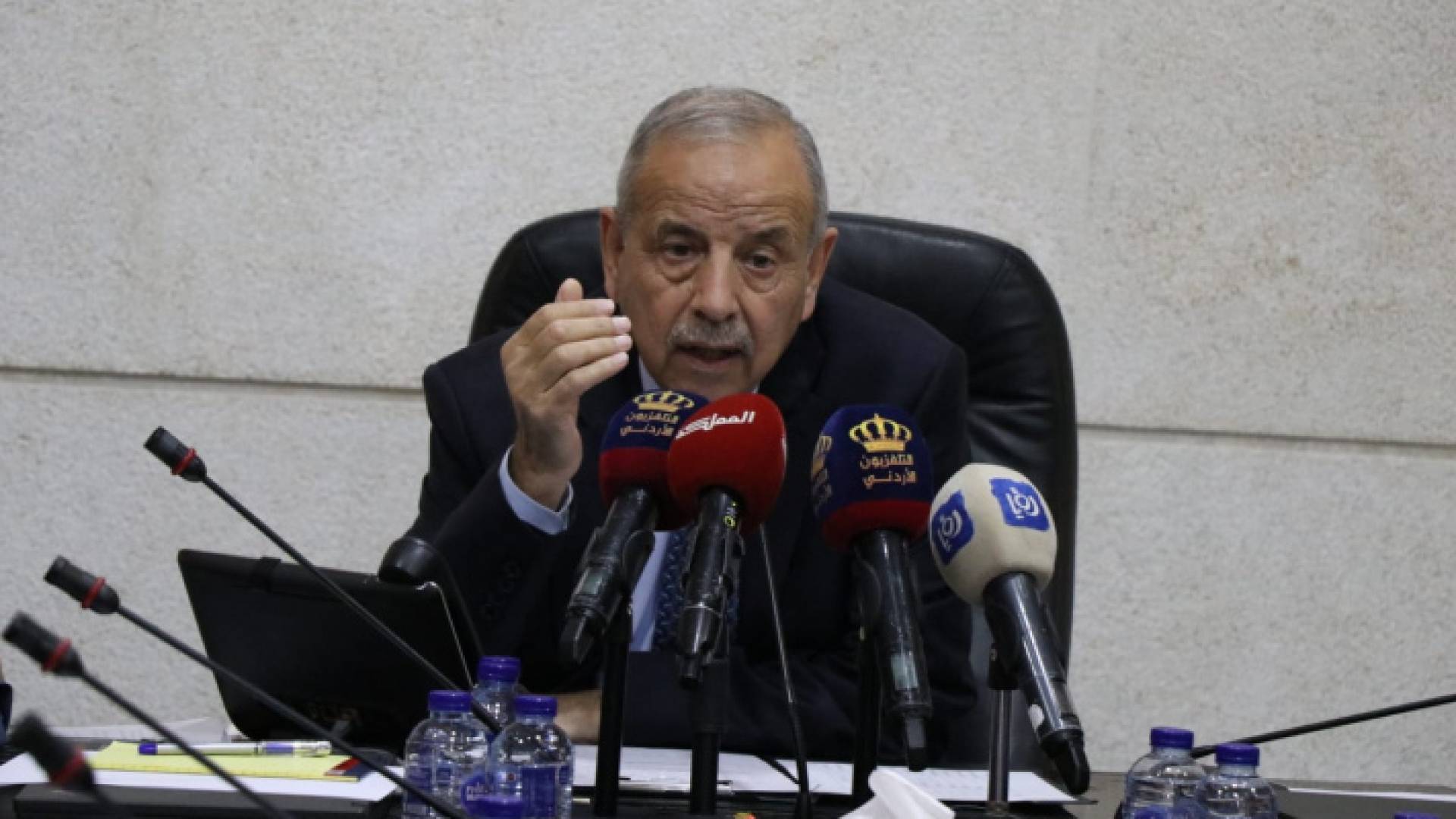 صورة أرشيفية لوزير الإدارة المحلية، توفيق كريشان