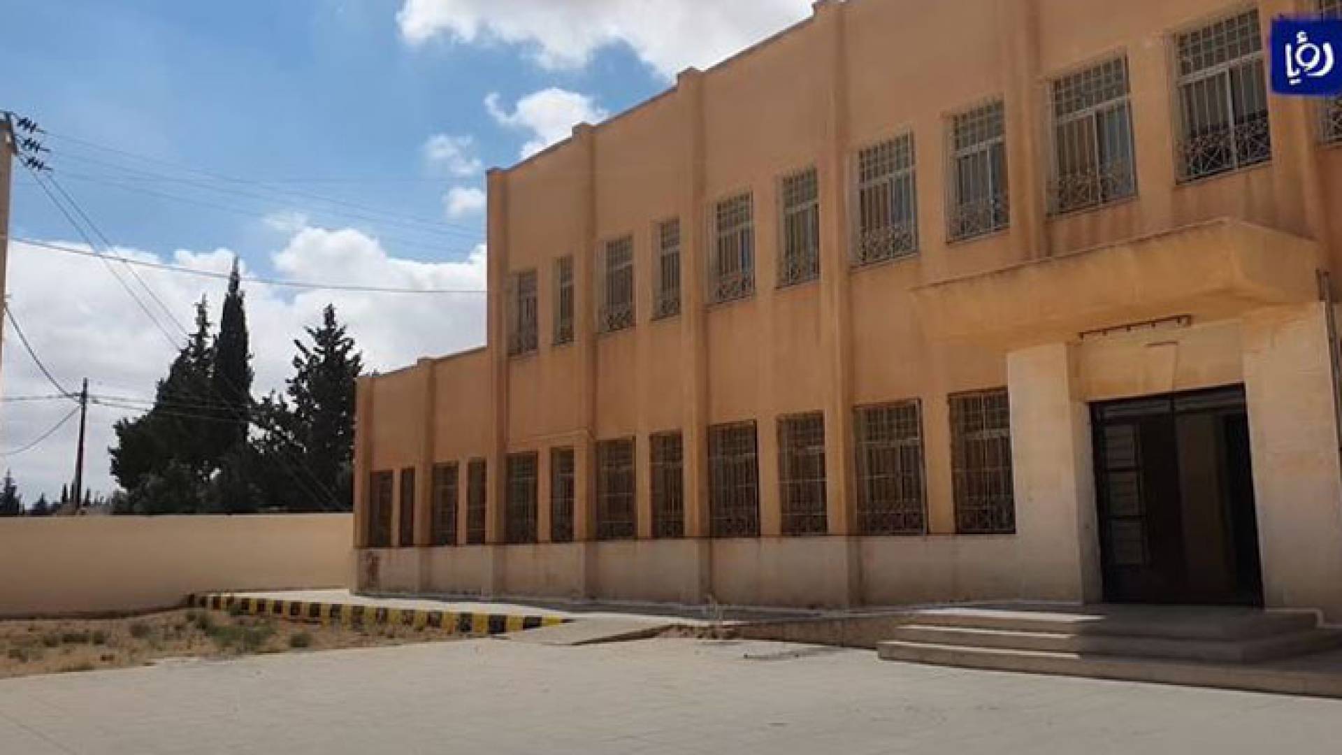 مدرسة في منطقة البادية الشمالية
