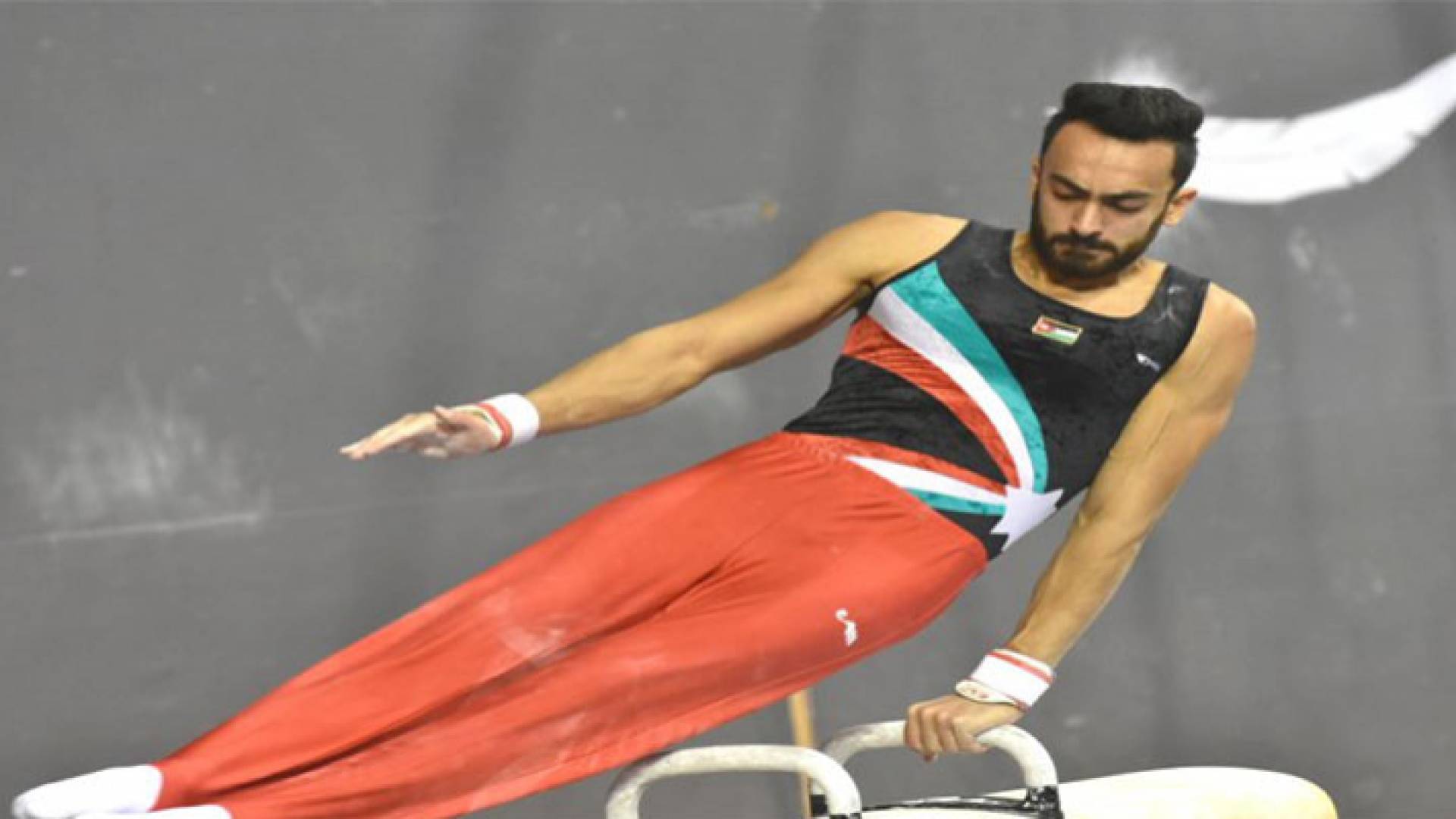 لاعب المنتخب الوطني للجمباز، أحمد أبو السعود