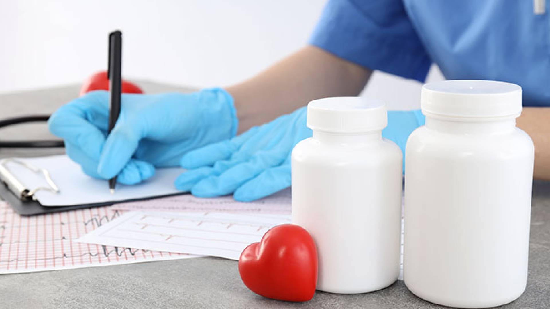 طبيب - تعبيرية