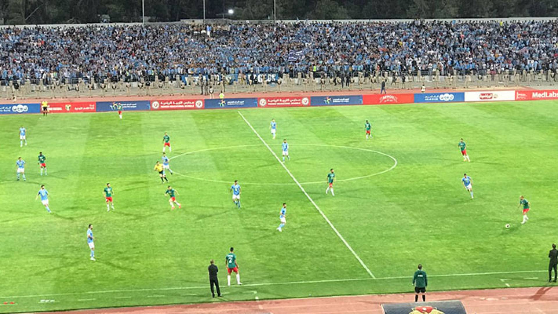 الصورة من اللقاء