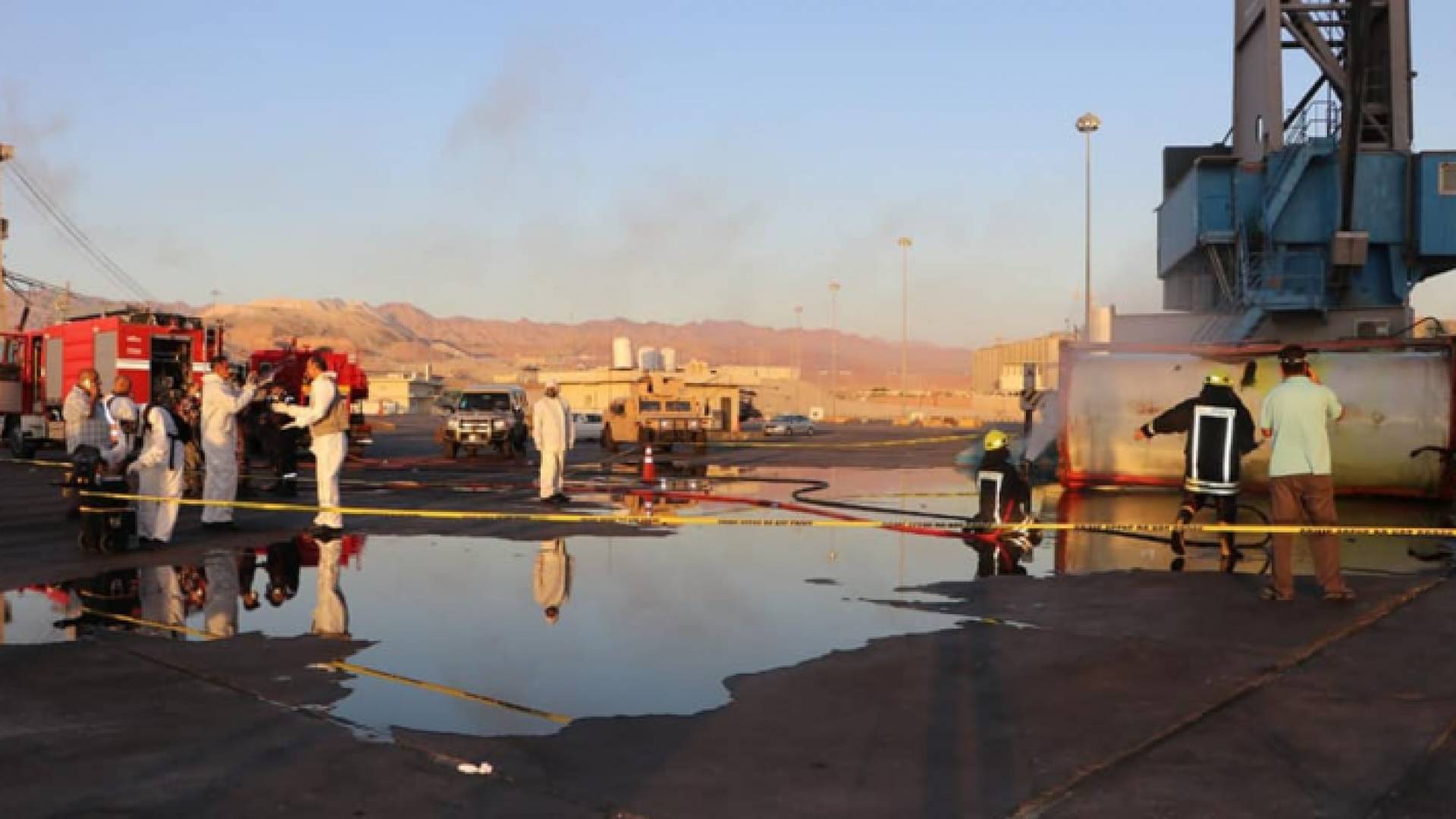 من موقع سقوط الصهريج وتسرب الغاز