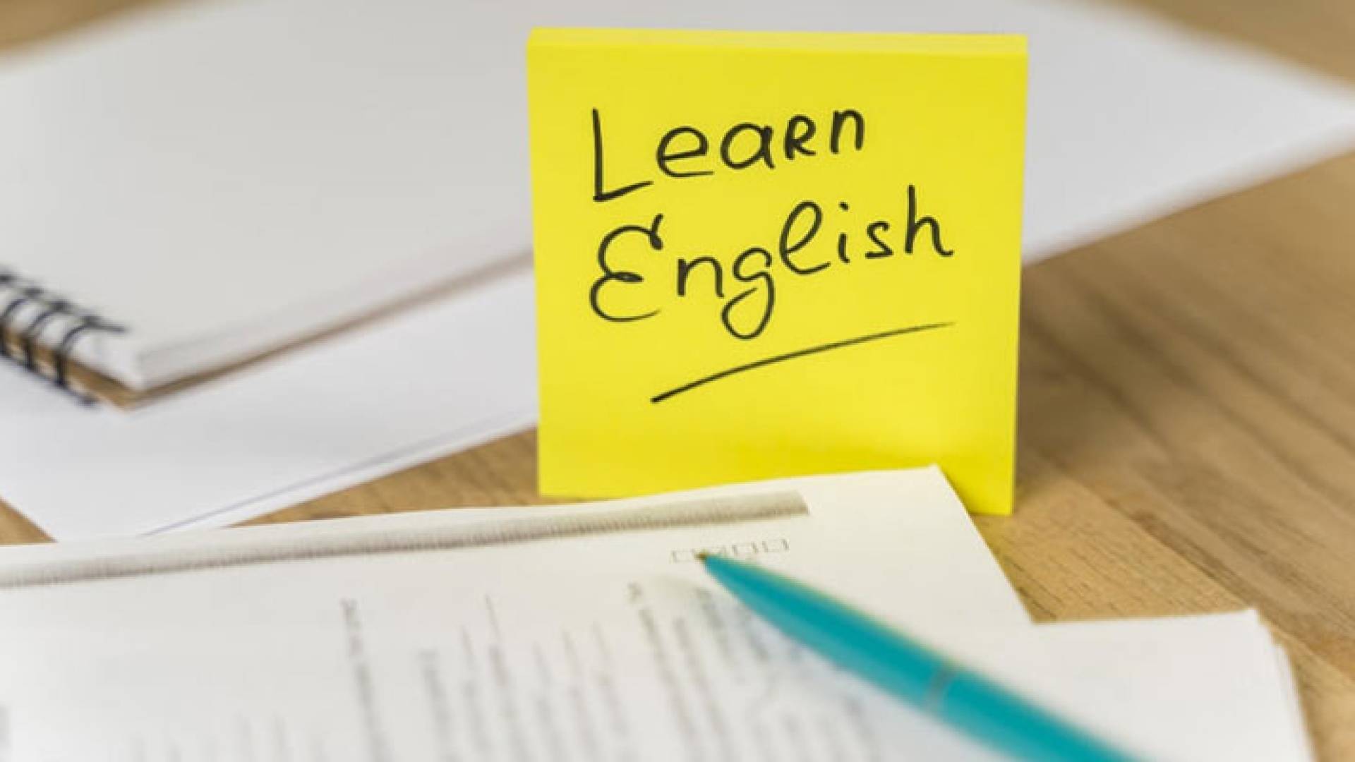 لوحة توضيحية لتعلم اللغة الانجليزية