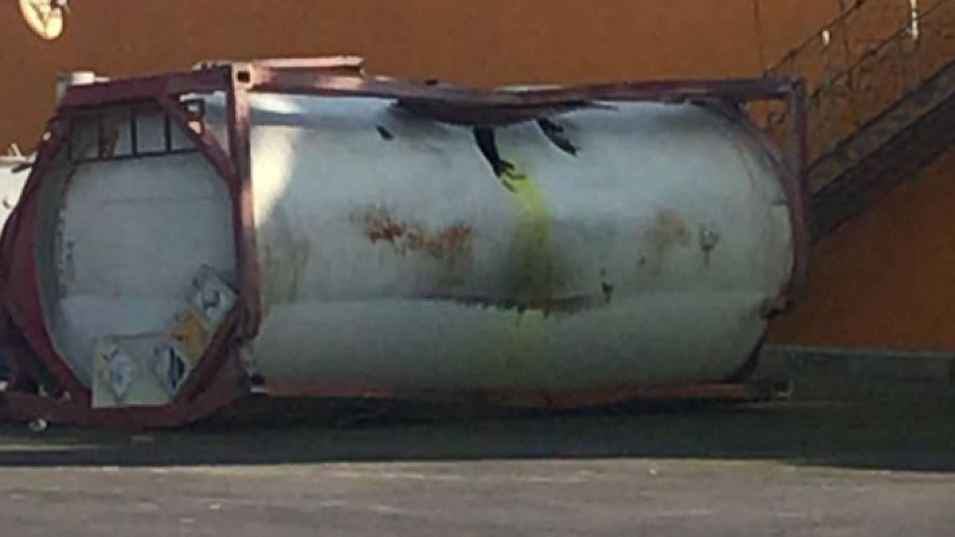 الصهريج المثقوب