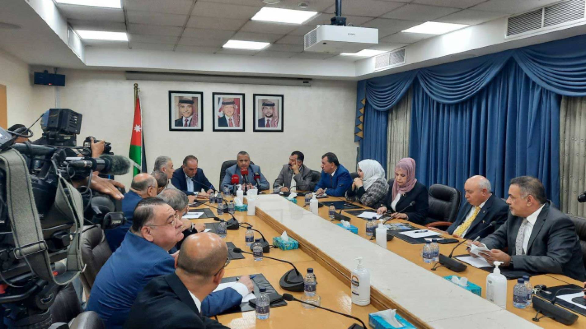 في اجتماع لجنة التعليم والشباب النيابية