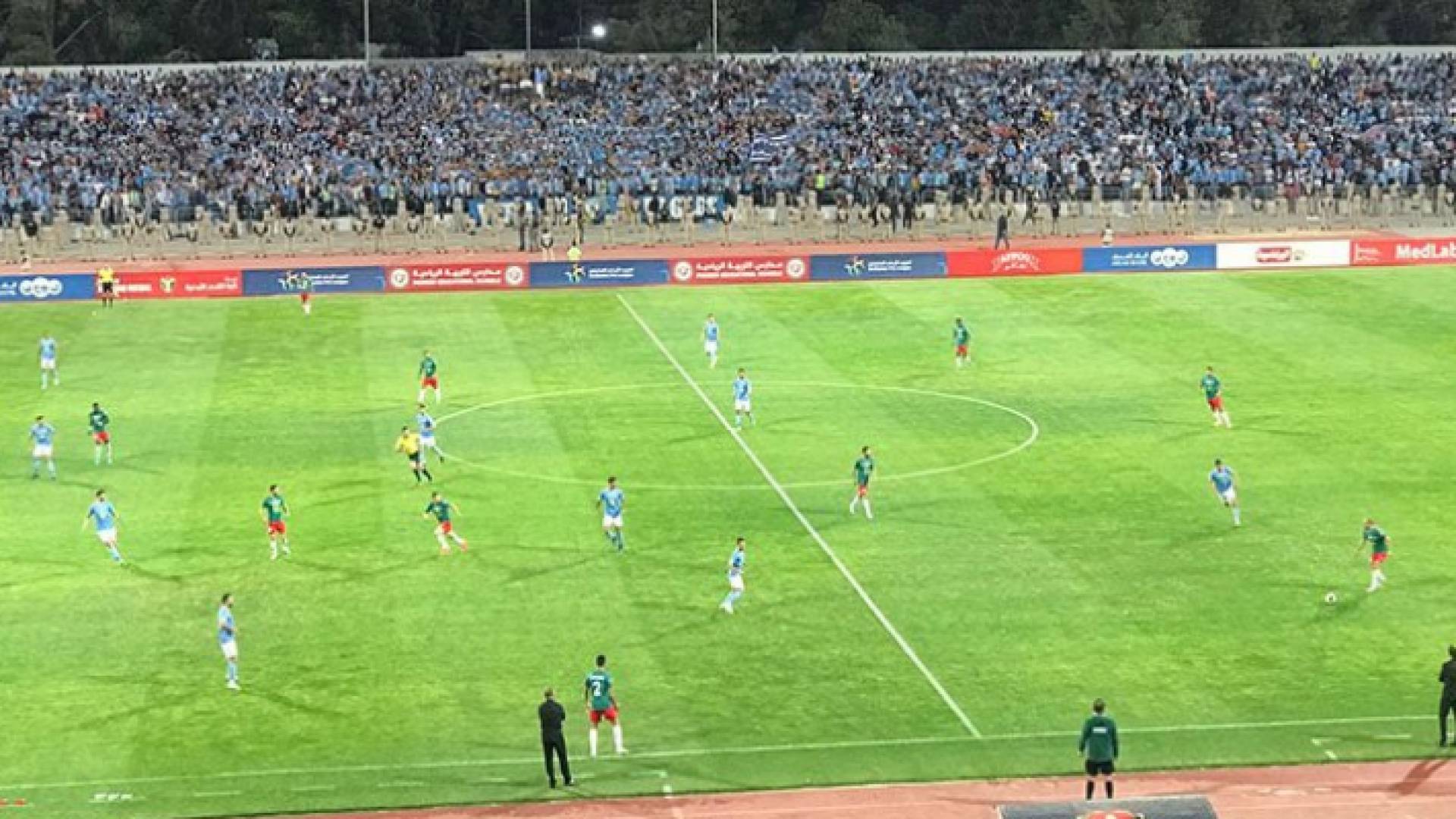 صورة من مباراة الفيصلي والوحدات