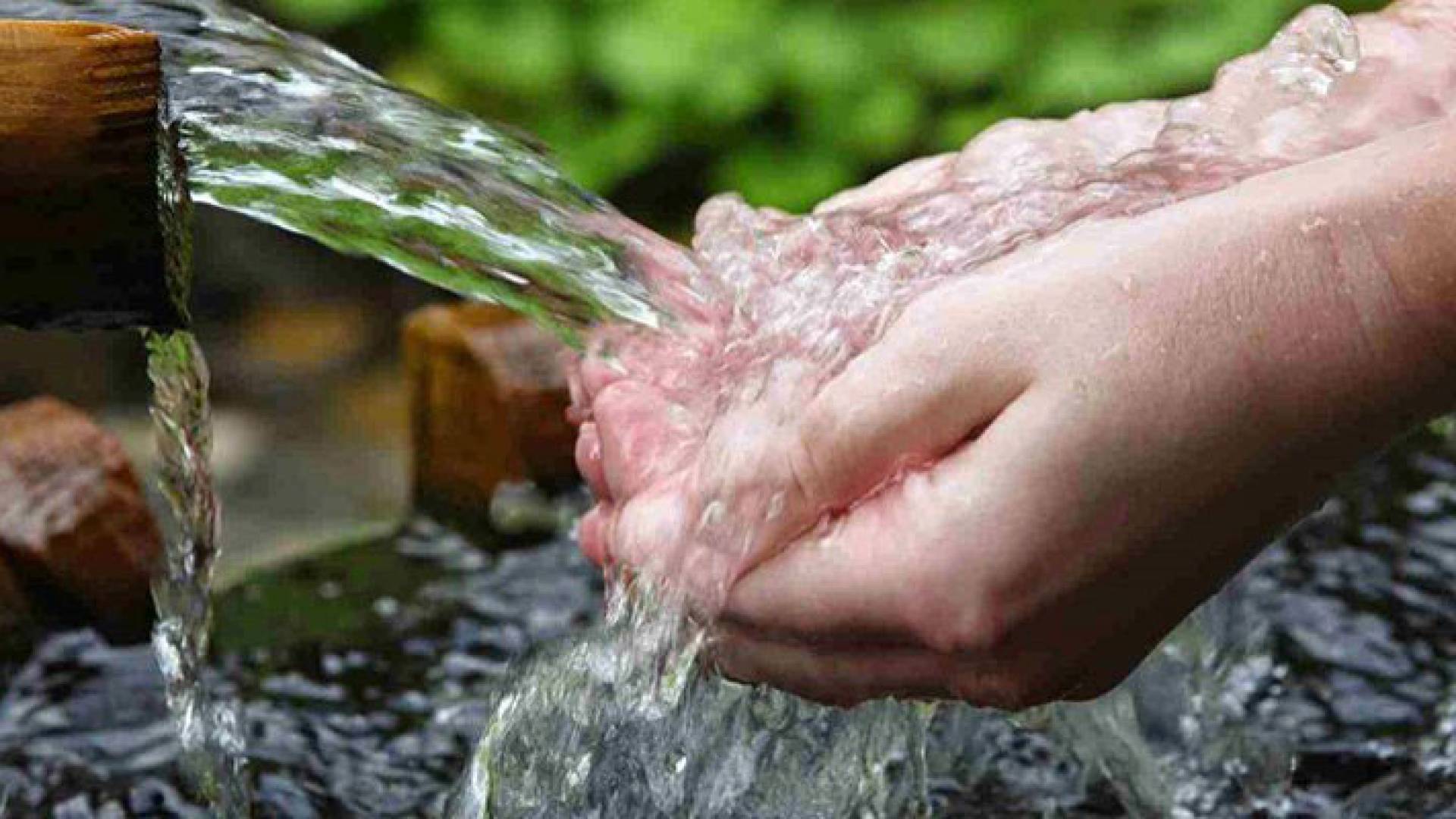 مياه متدفقة