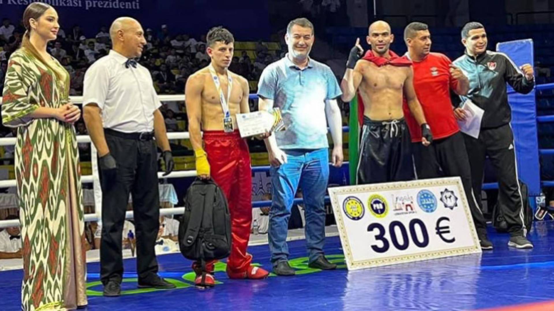 تتويج اللاعب عدي أبو حصوة