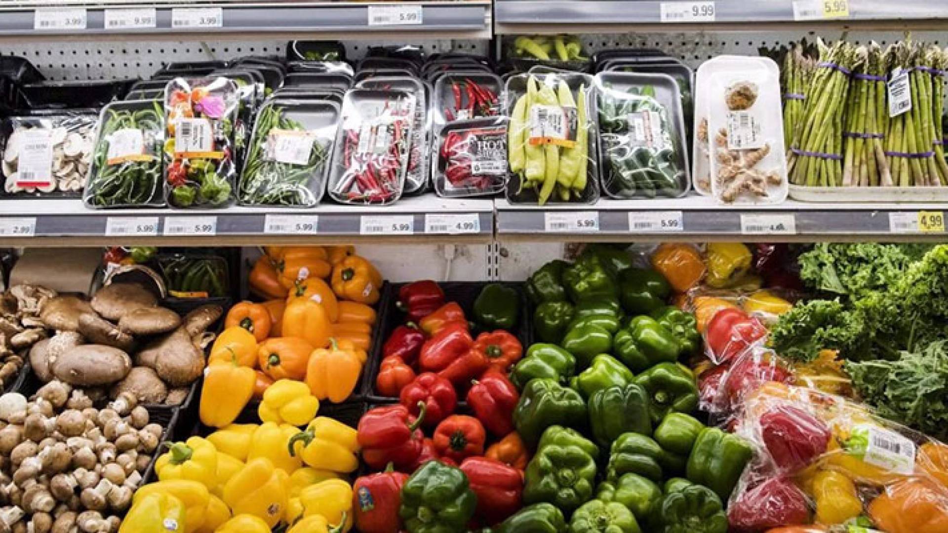 صورة ارشيفية لمواد غذائية