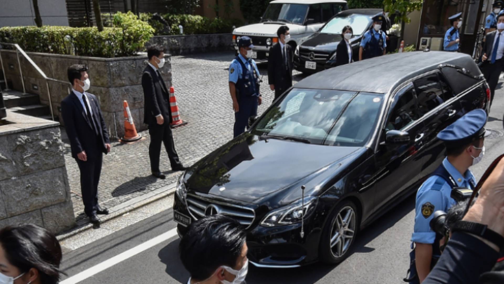 جانب من التشييع