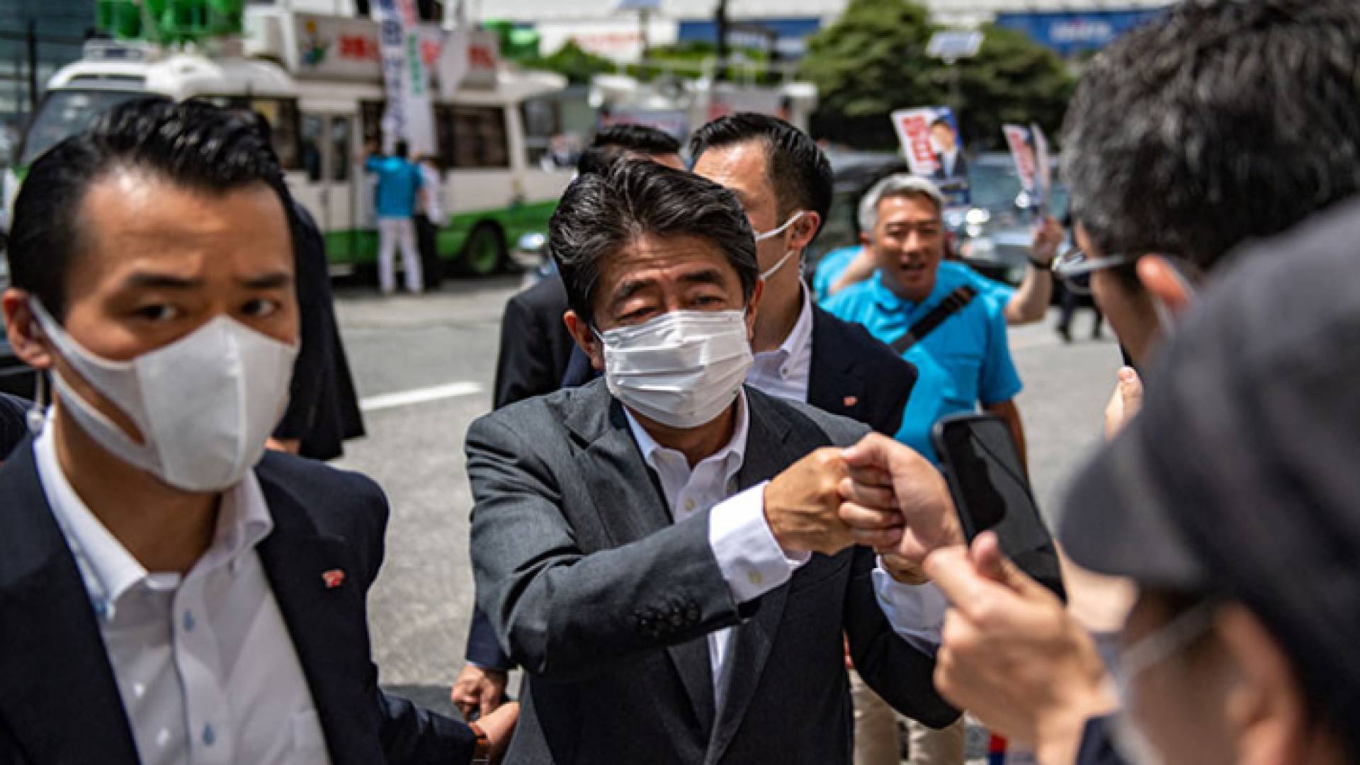 رئيس الوزراء الياباني السابق شينزو آبي