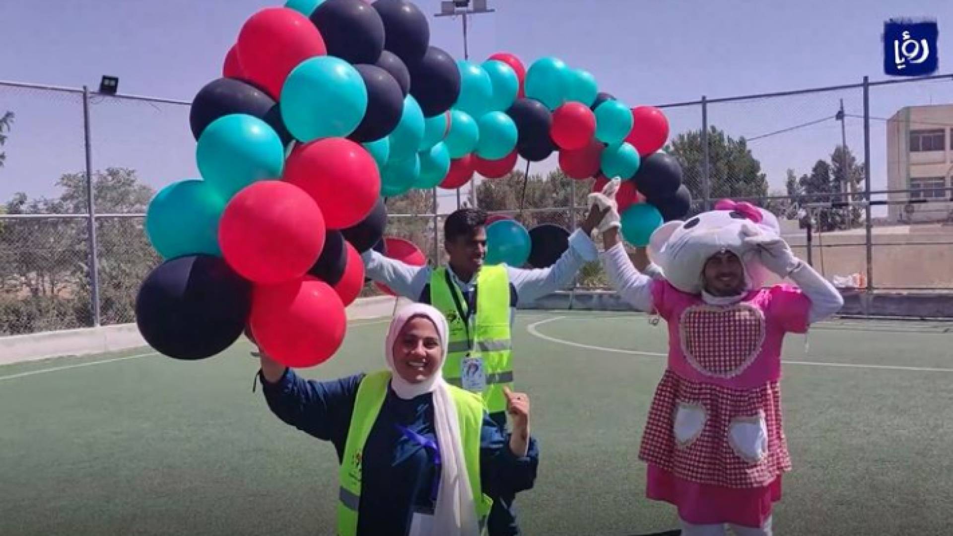 صورة من المبادرة التطوعية في مأدبا لترفيه الأطفال في العيد