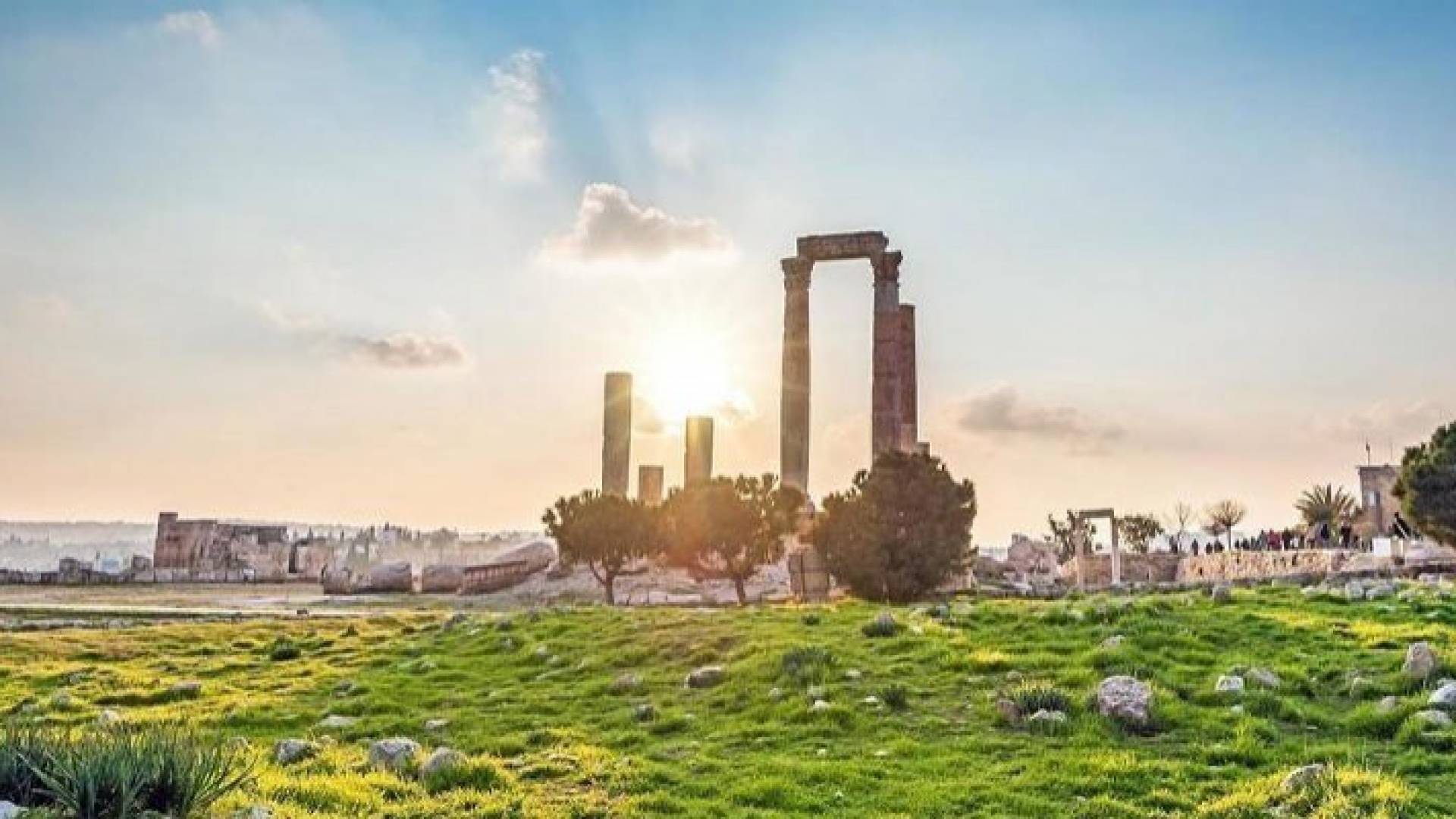 آثار جبل القلعة في العاصمة عمان