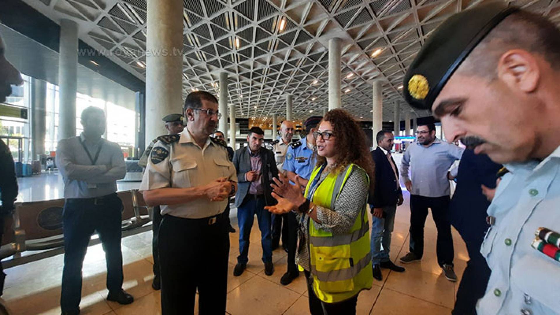 مدير عام الجمارك اللواء جمارك جلال القضاة في جولة تفقدية في مطار الملكة علياء الدولي