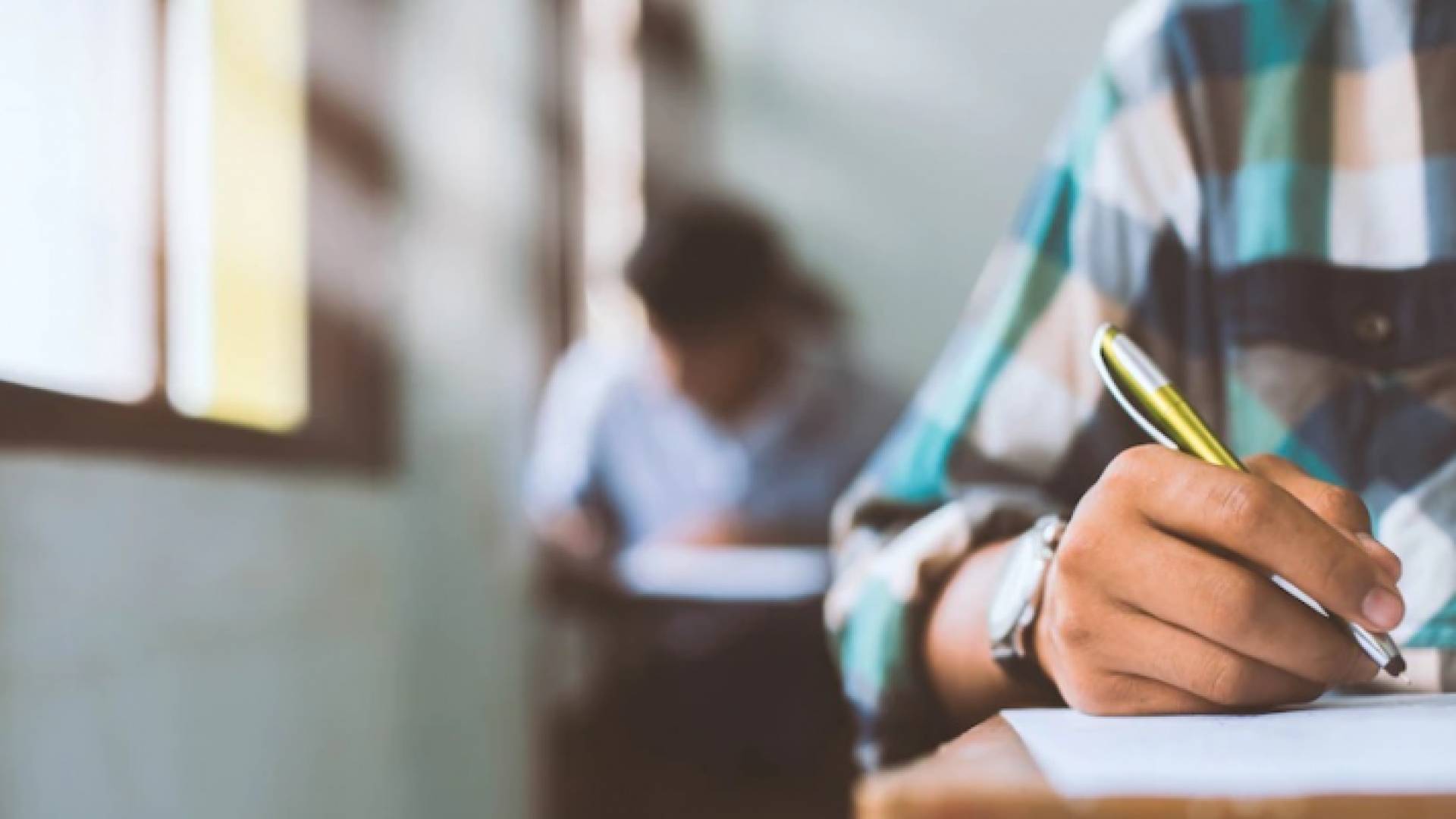 صورة تعبيرية لتقديم امتحان