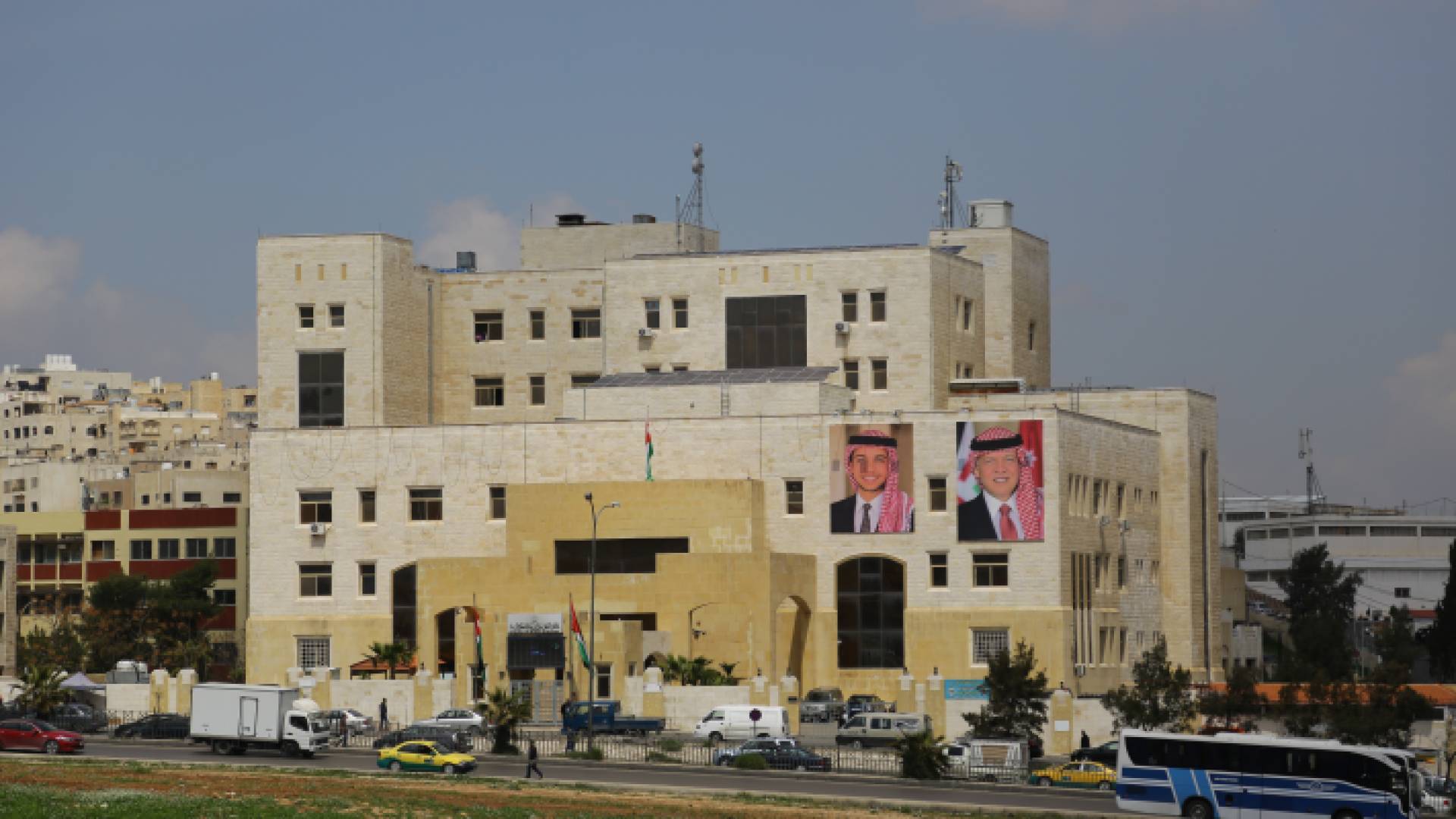 دائرة الأحوال المدنية والجوازات