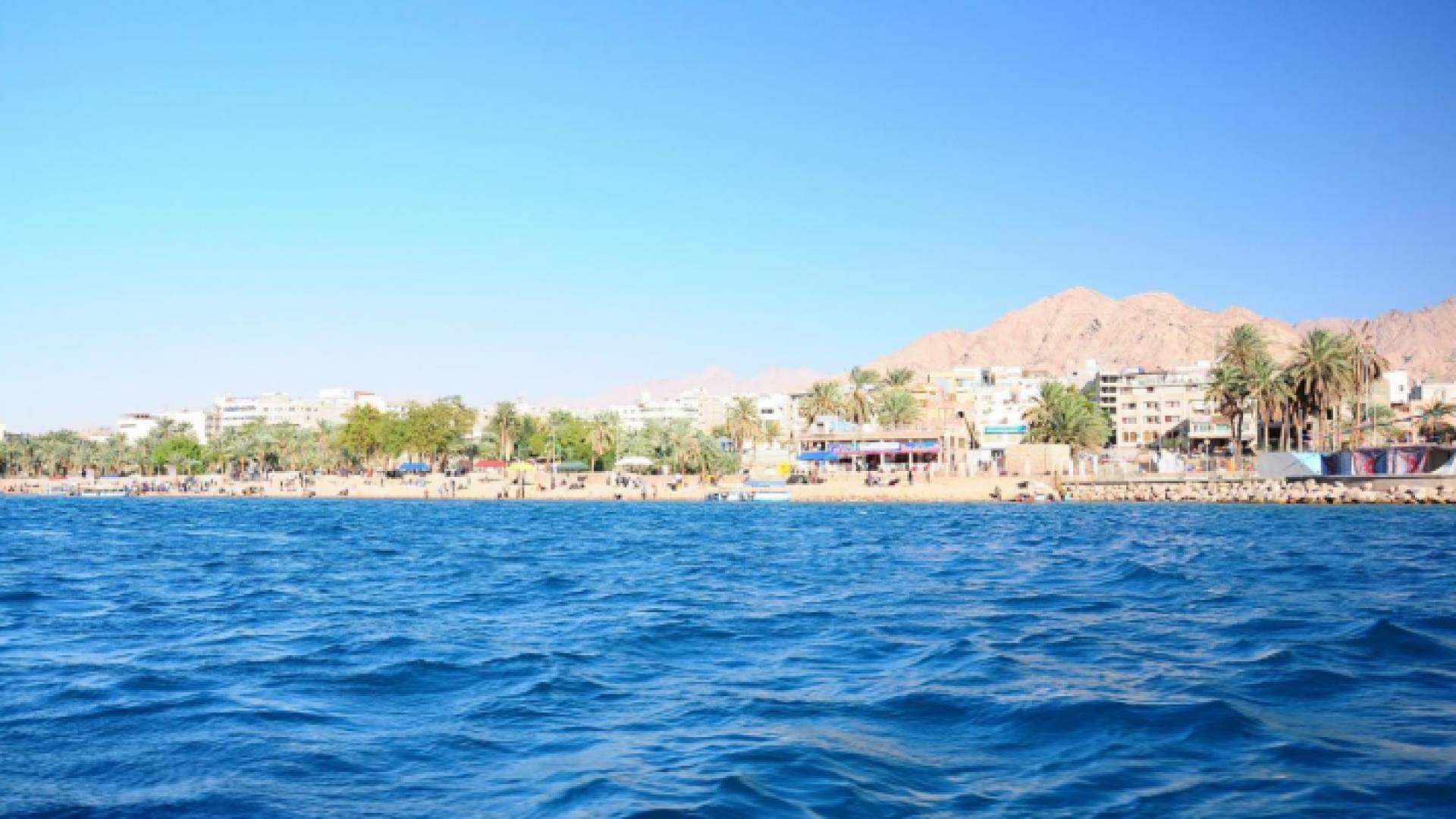 أحد الشواطئ العقبة