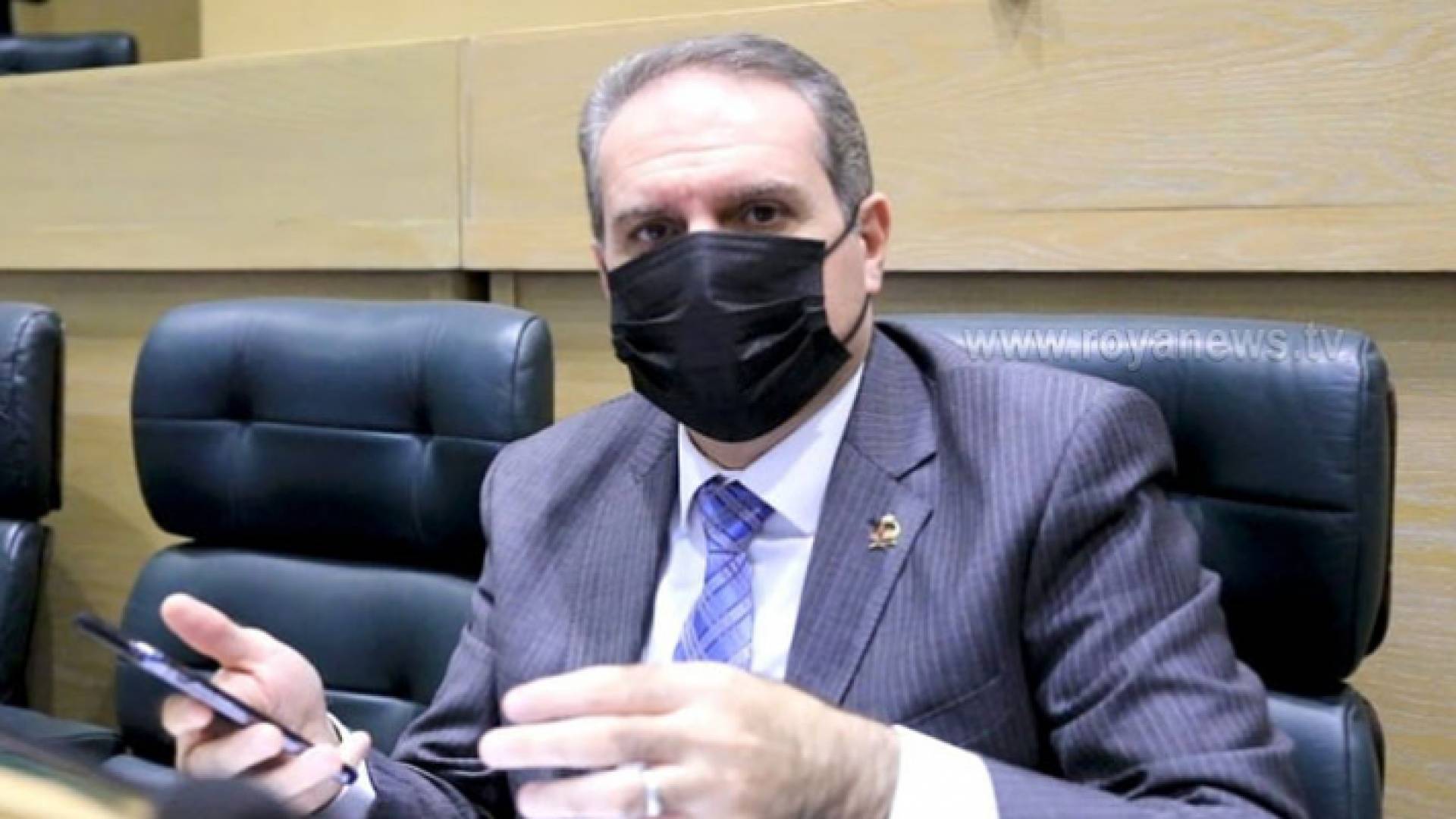 صورة ارشيفية لوزير الصحة الدكتور فراس الهواري