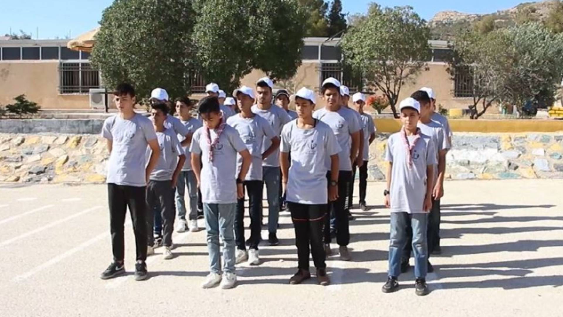 مشاركون في معسكرات الحسين