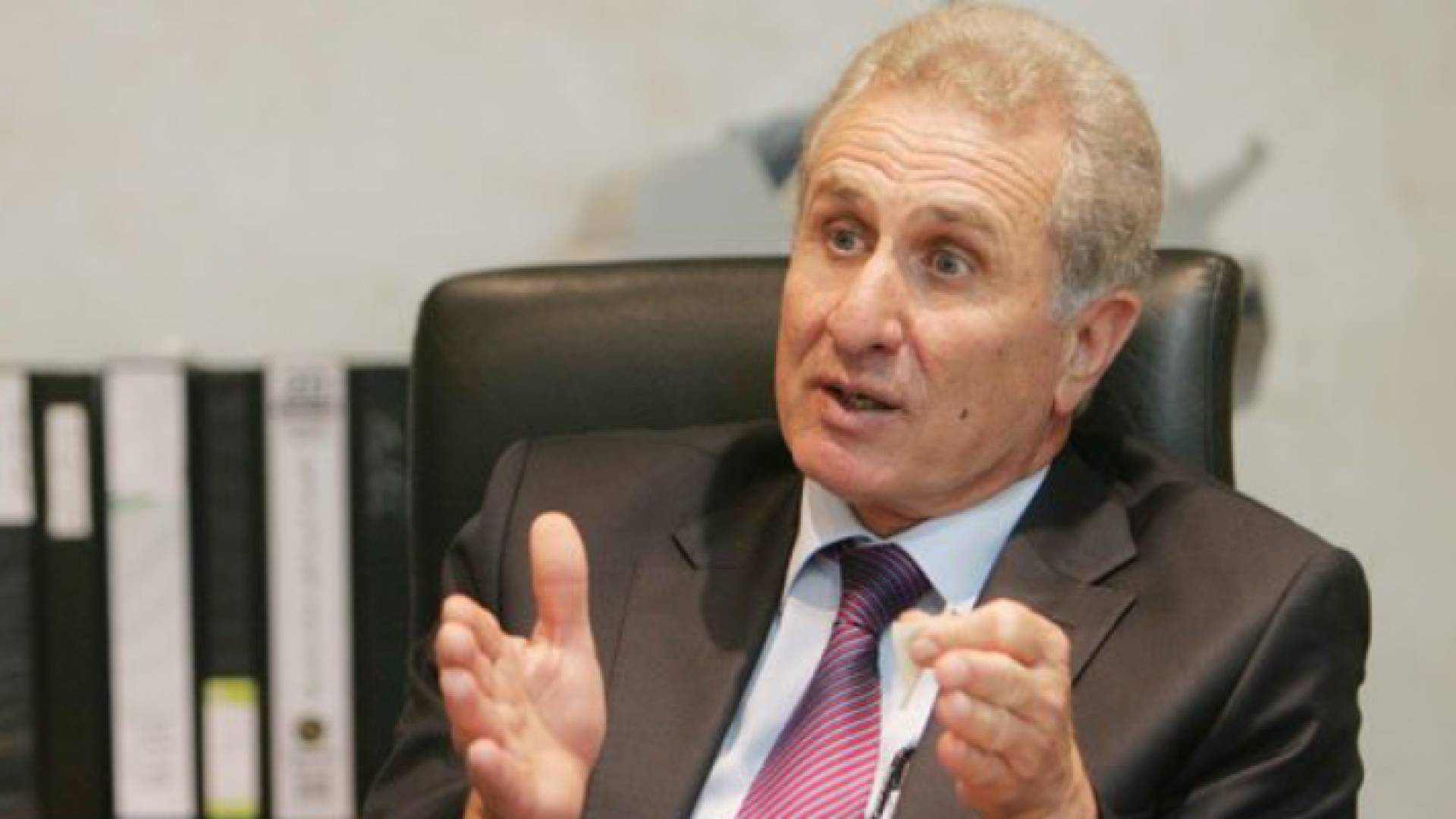 وزير التربية والتعليم والتعليم العالي والبحث العلمي الدكتور وجيه عويس