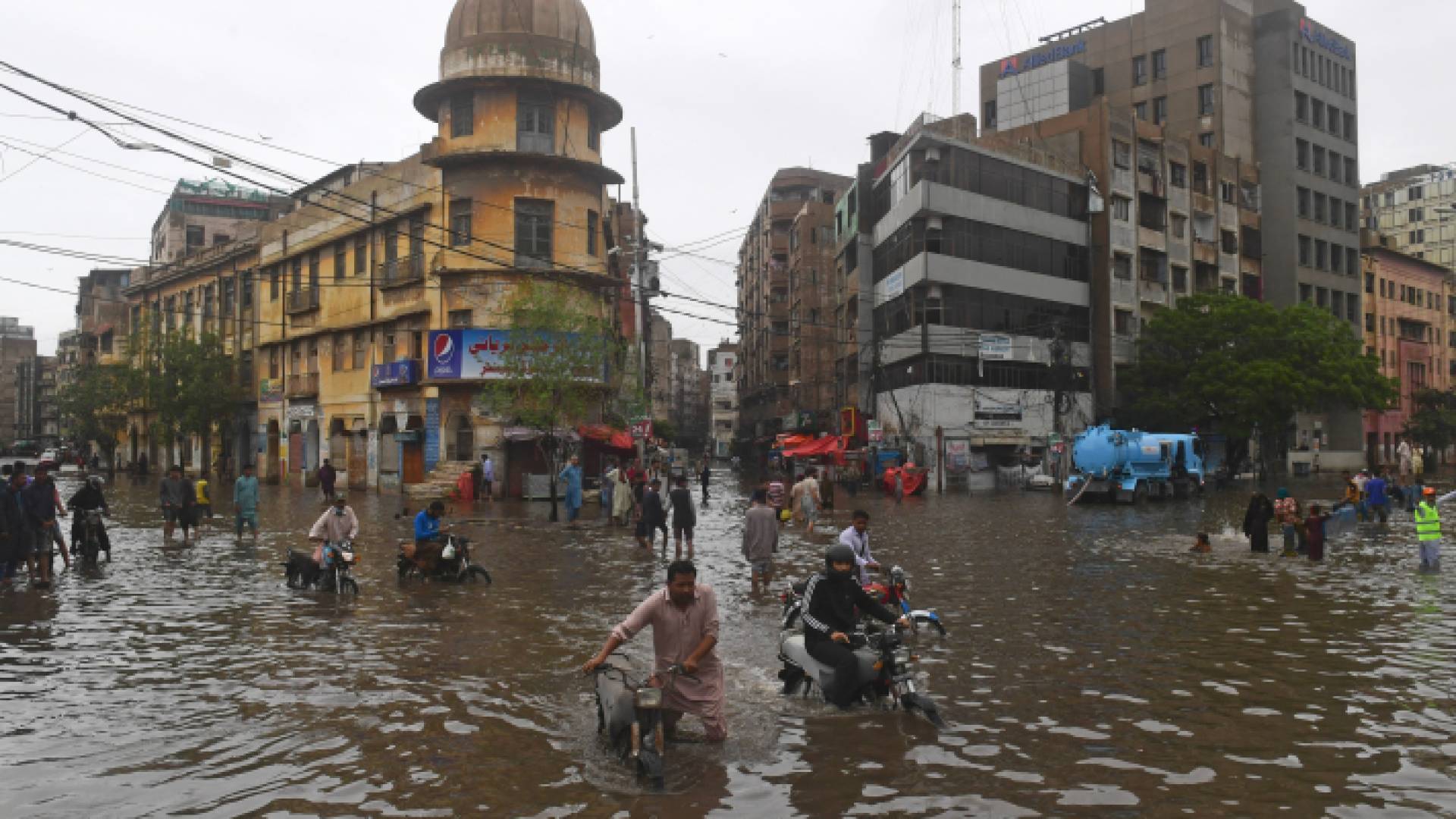 فيضانات مدينة كراتشي
