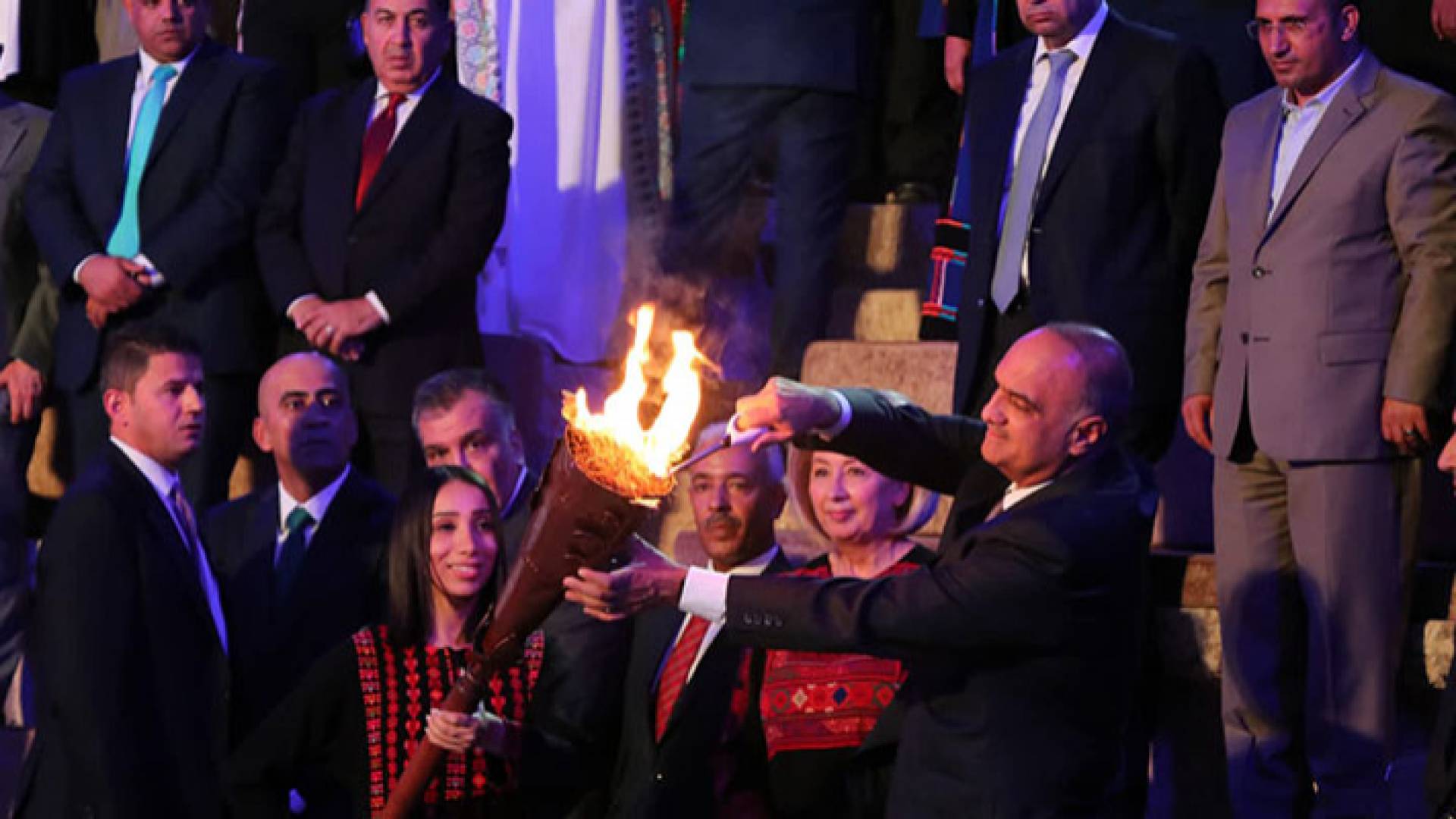 رئيس الوزراء بشر الخصاونة يوقد شعلة مهرجان جرش في نسخته الـ36