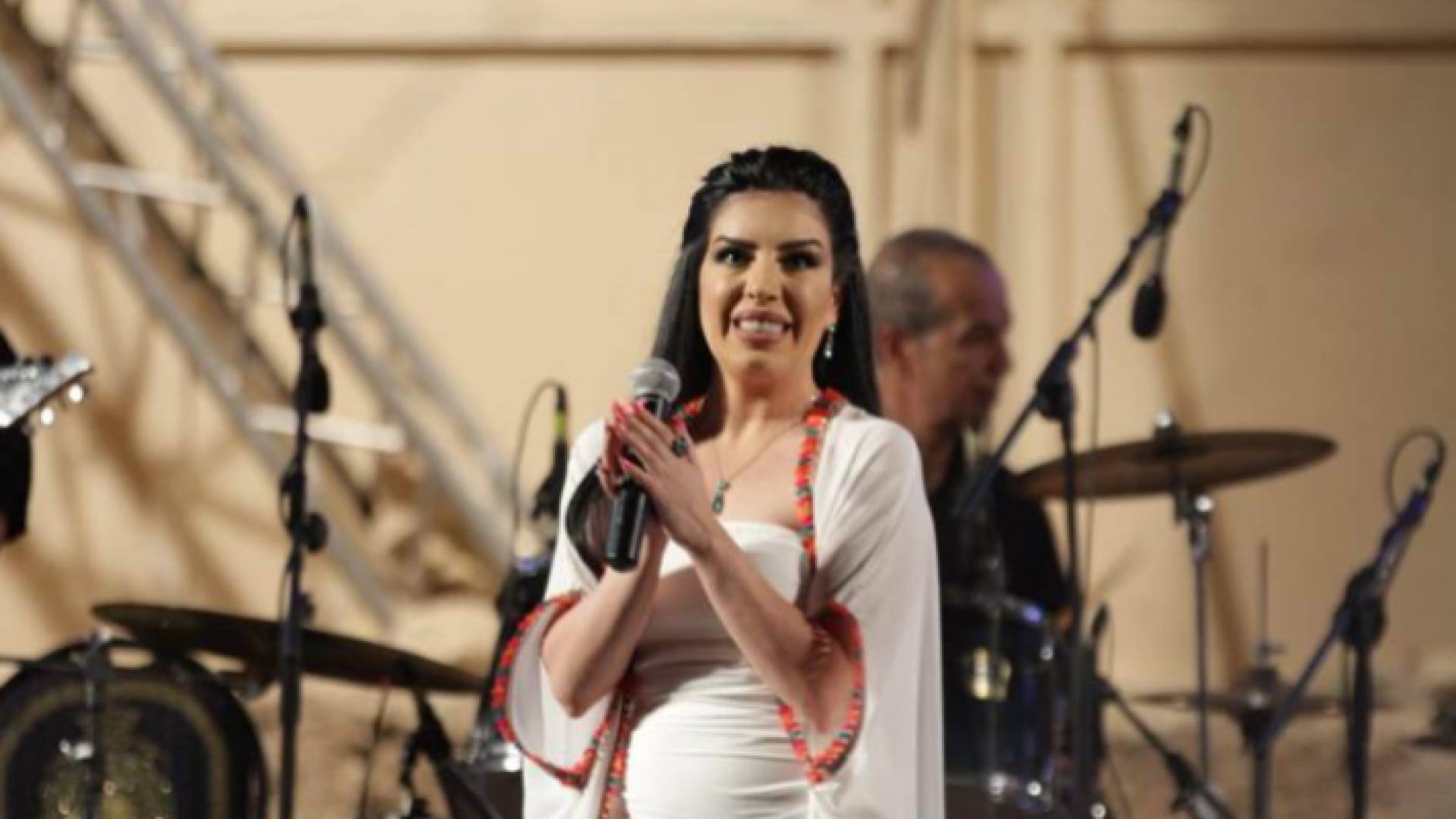 سندريلا الأغنية الأردنية الفنانة نانسي بيترو