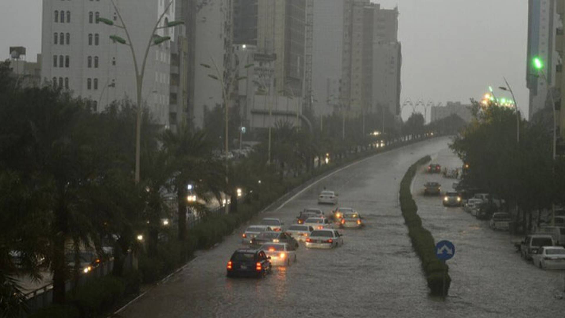 صورة أرشيفية لتجمعات مياه أمطار في السعودية