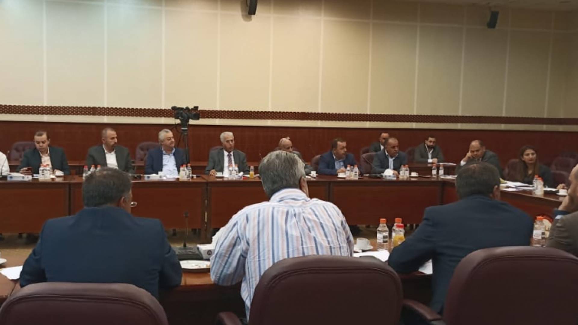 غرفة صناعة عمان أثناء الاجتماع